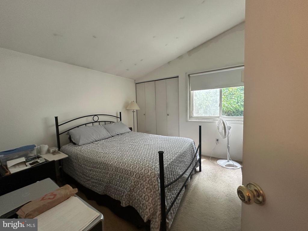 9305 Farewell Rd