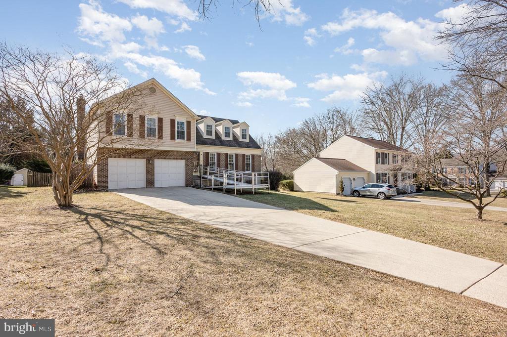 3204 Ginger Bread Ct