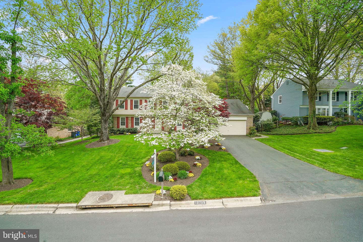 12709 LAMP POST LANE