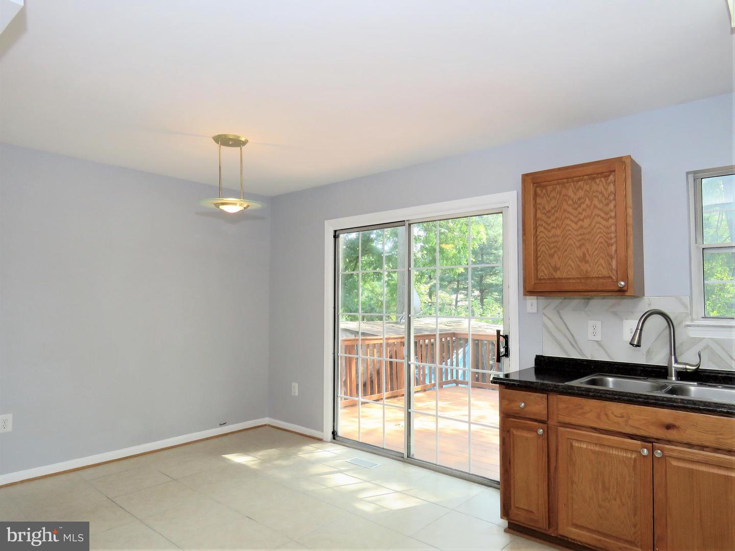 7526 MATTINGLY LANE