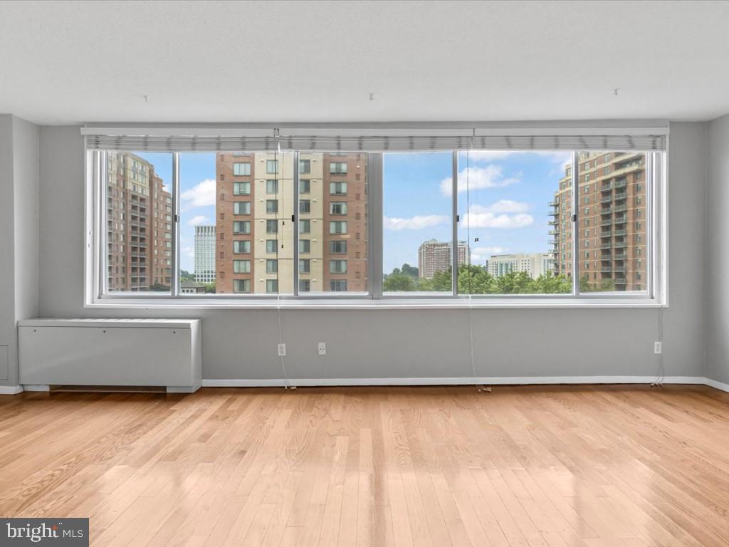 11801 ROCKVILLE PIKE Unit: 710