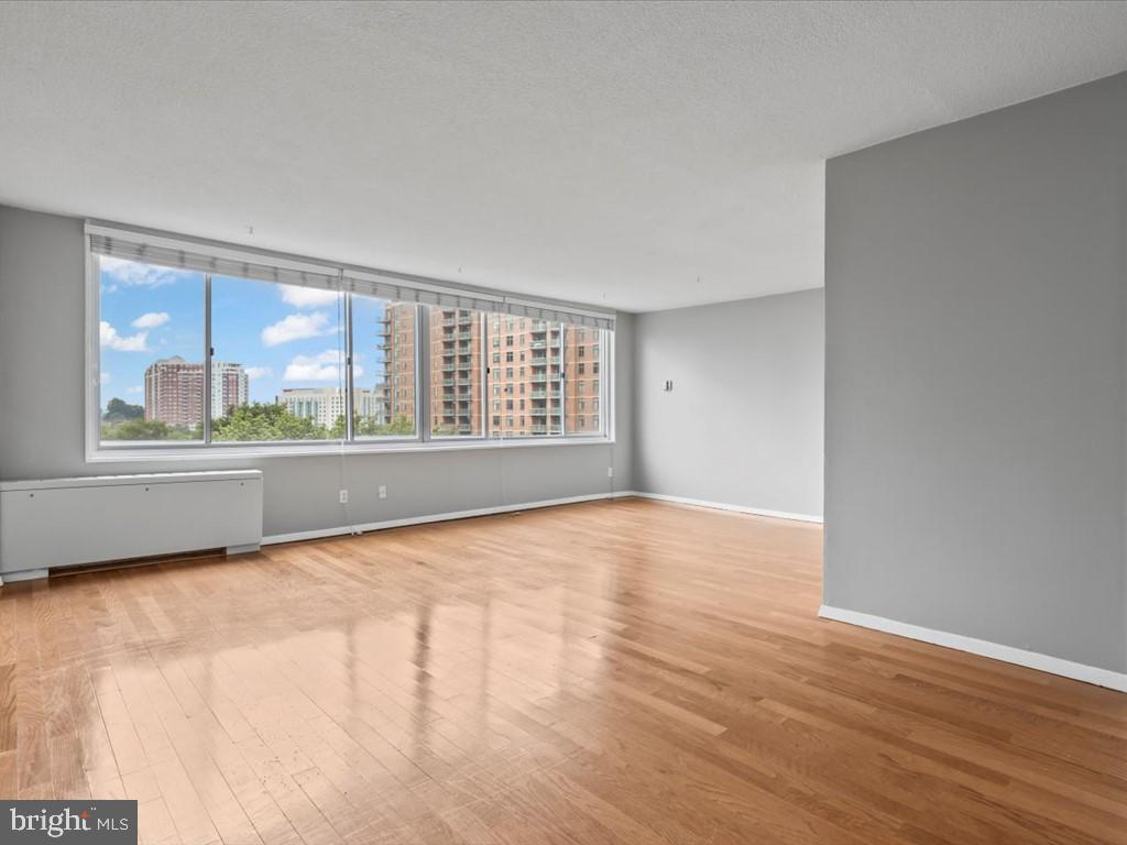 11801 ROCKVILLE PIKE Unit: 710