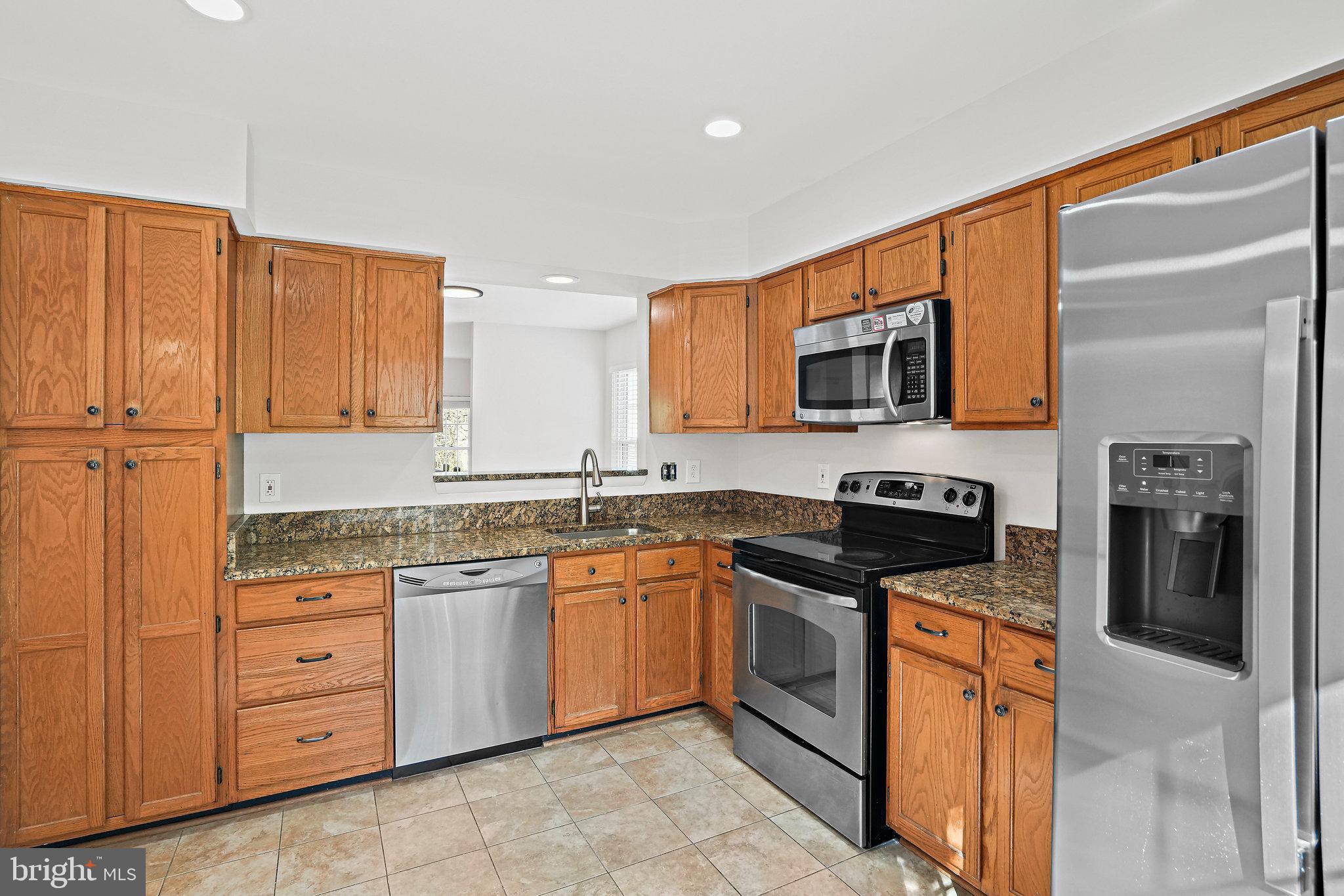 3500 Dartmoor LANE Unit: 31