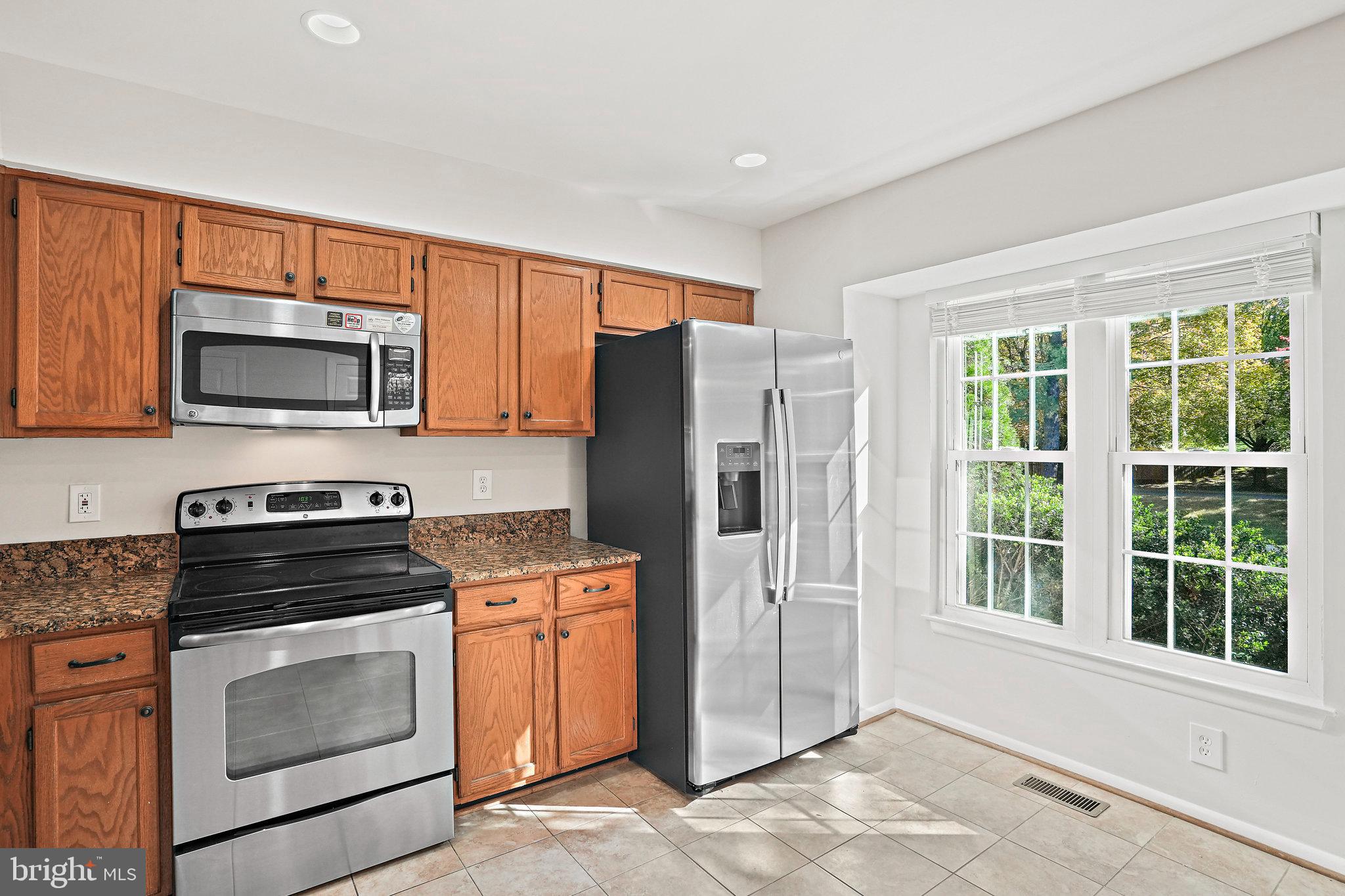 3500 Dartmoor LANE Unit: 31
