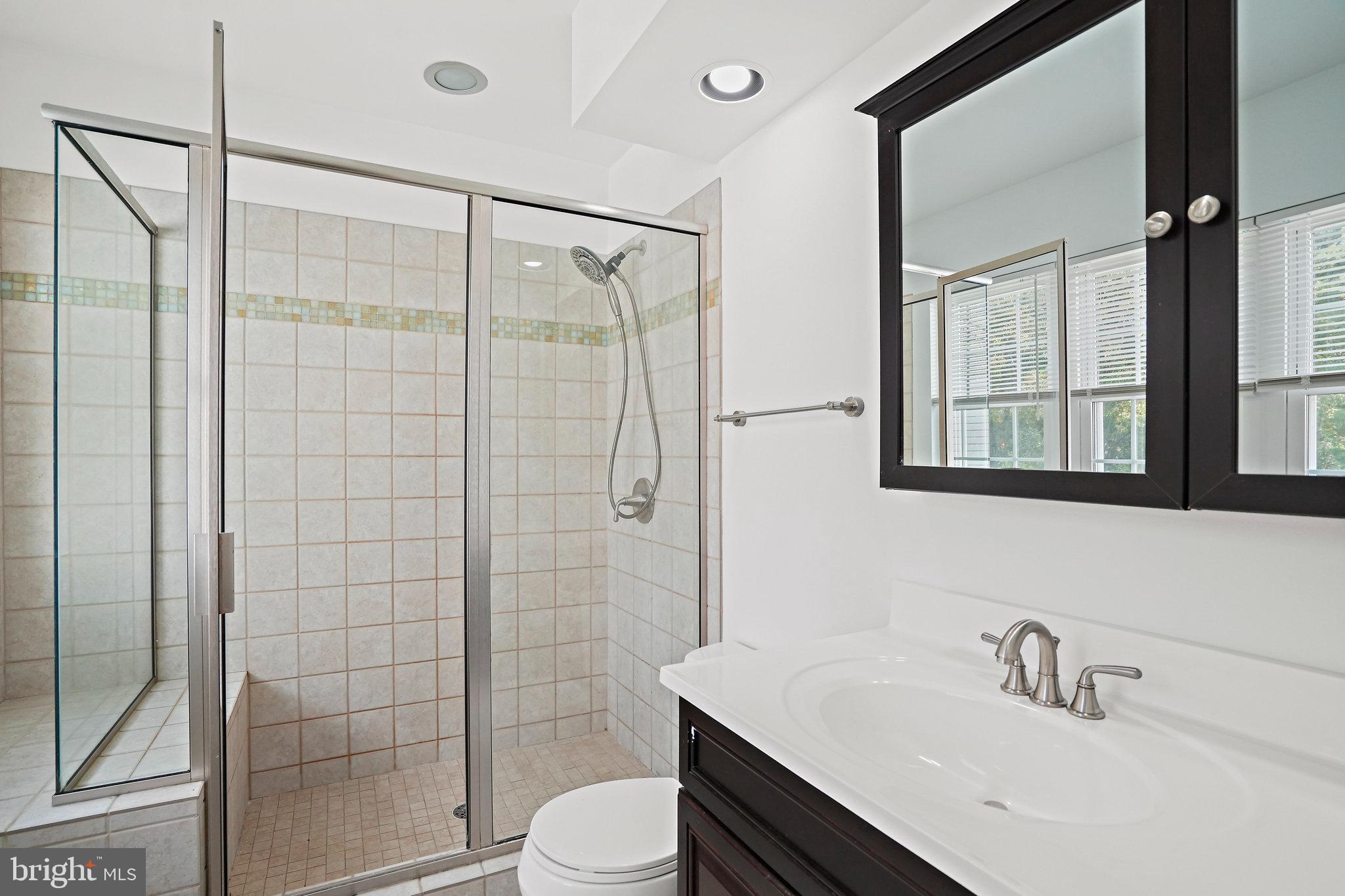 3500 Dartmoor LANE Unit: 31
