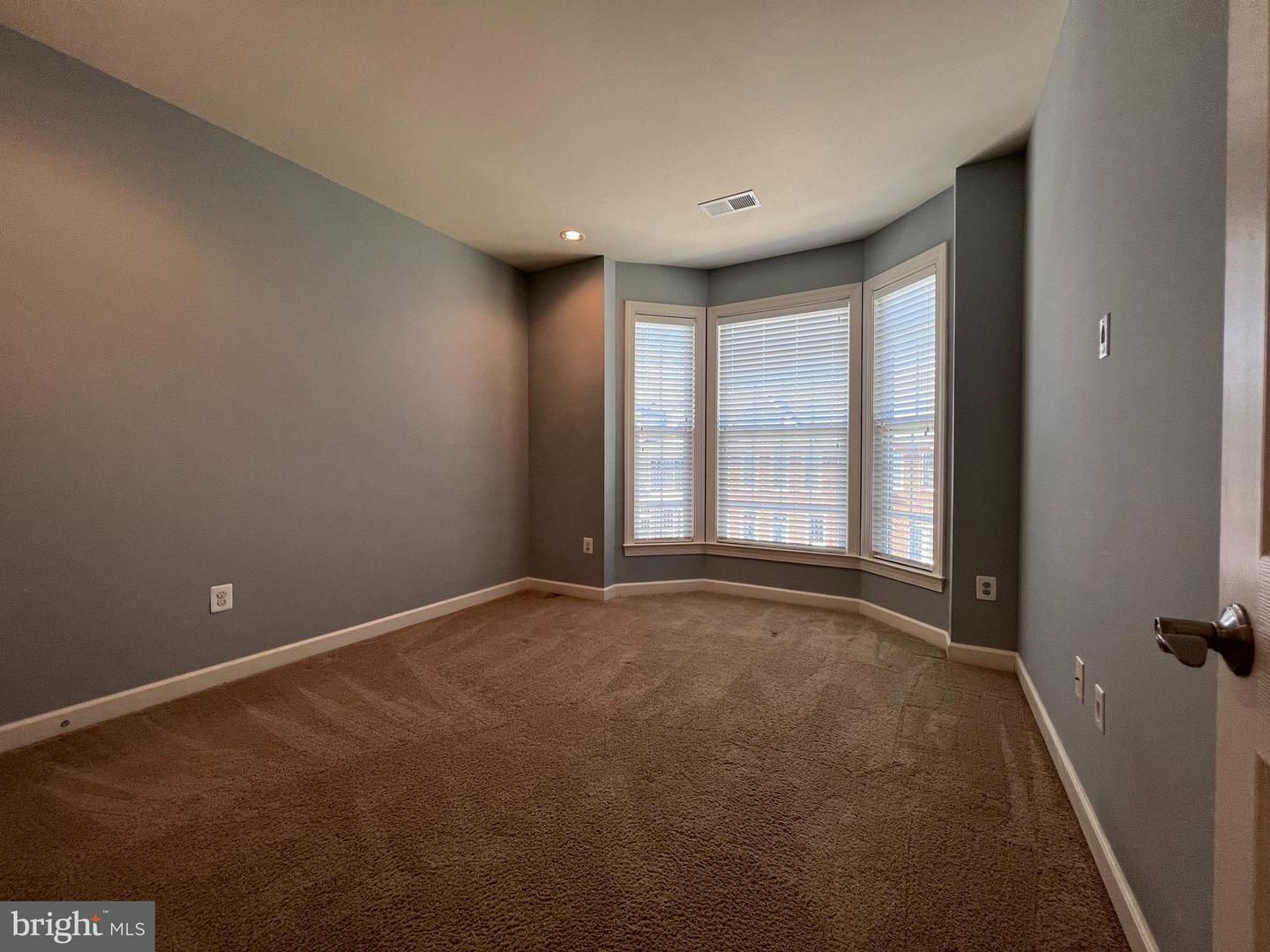 129 Autumn View DRIVE