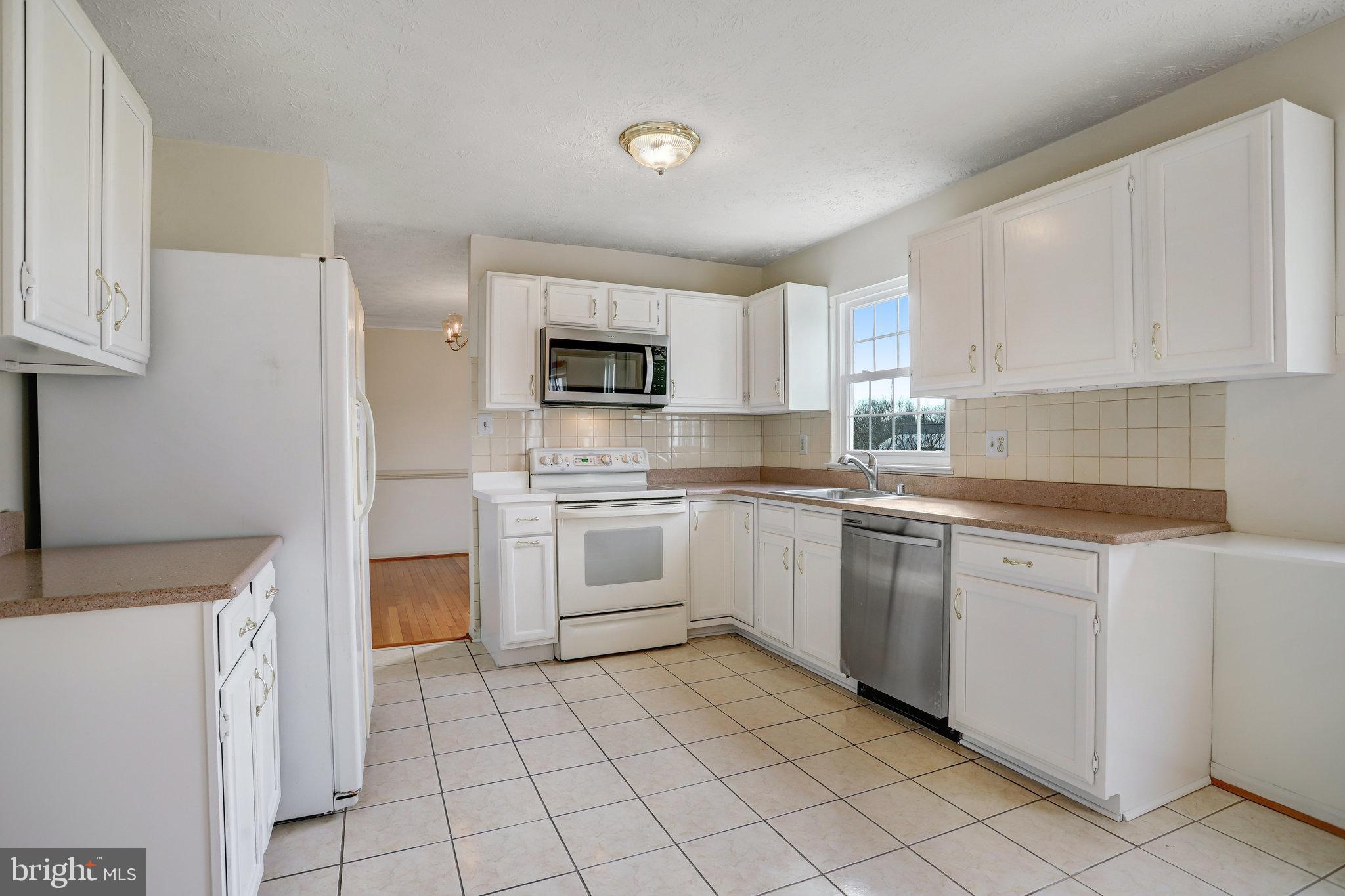 3013 Schubert DRIVE