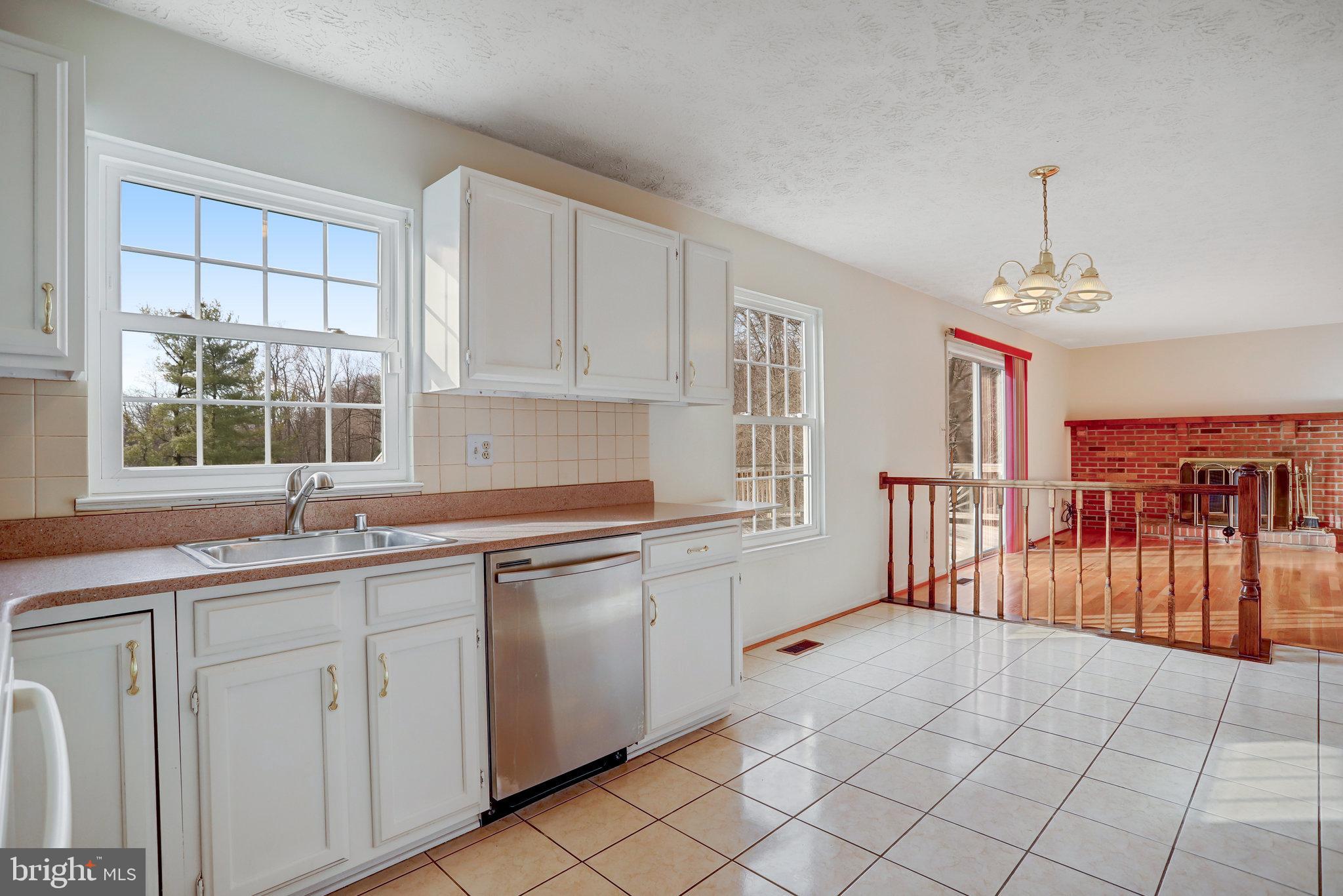 3013 Schubert DRIVE