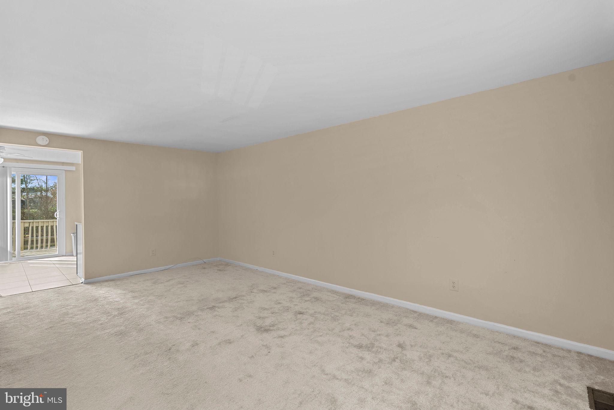 20559 Strath Haven DRIVE