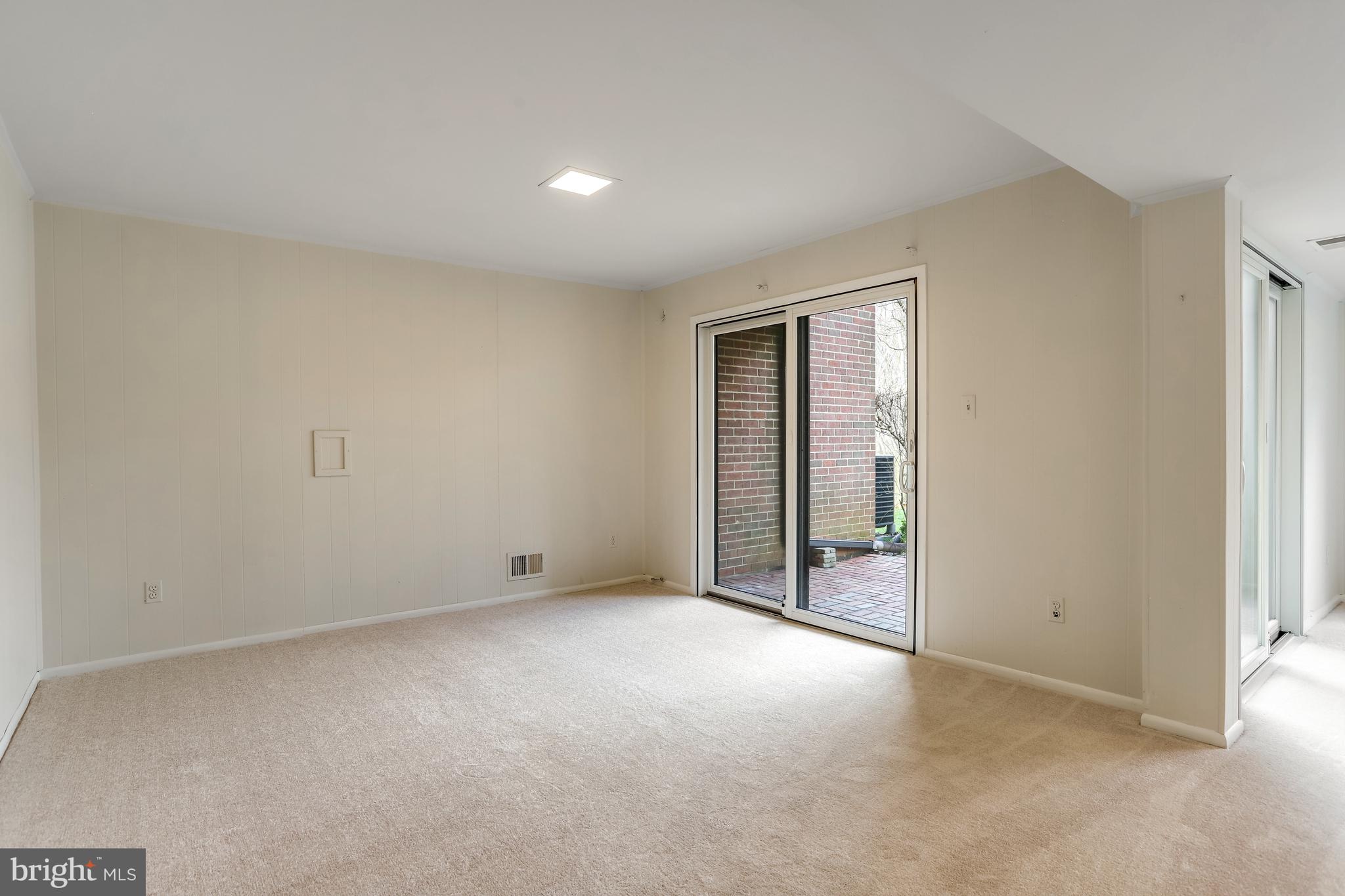 20422 Shadow Oak COURT
