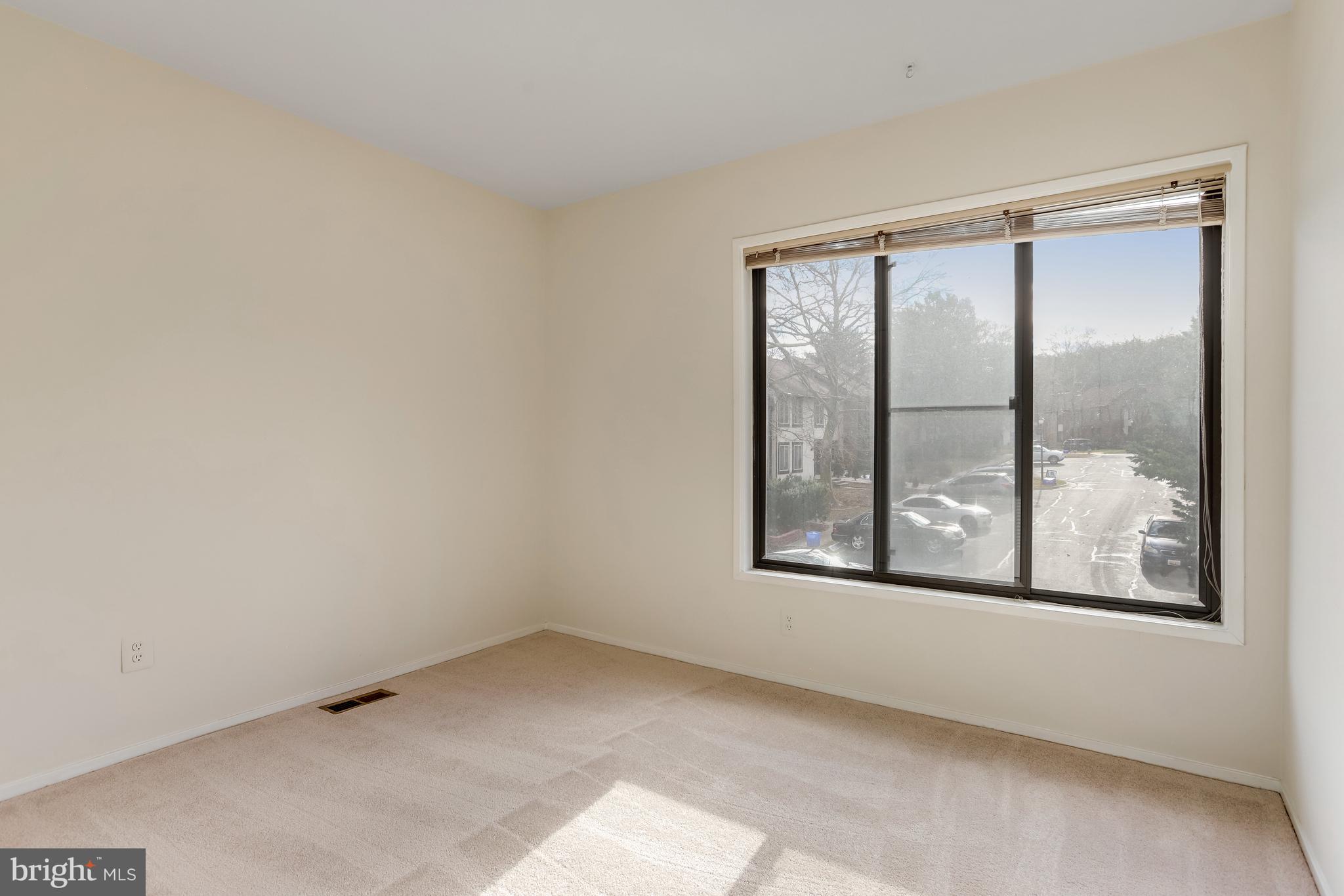 20422 Shadow Oak COURT