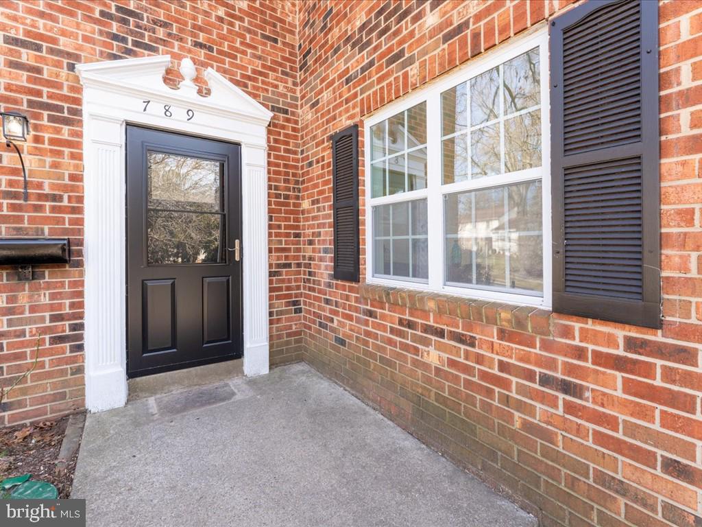 798 Princeton Pl #2