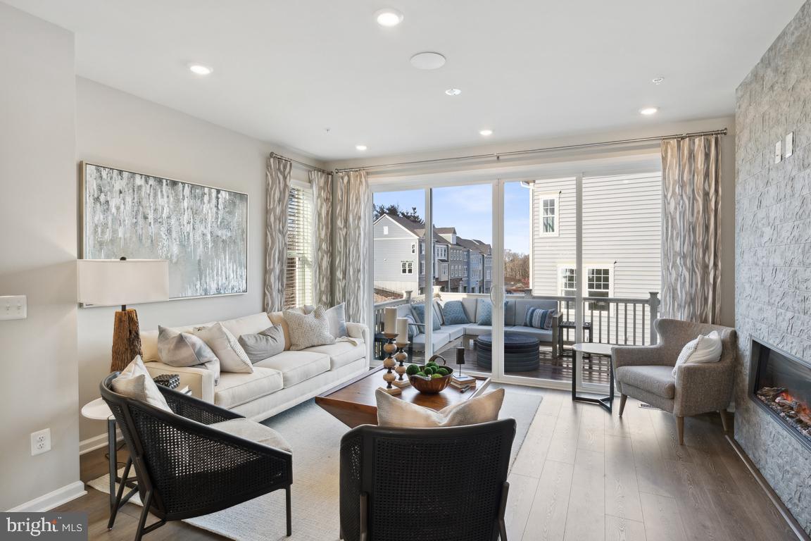 26220 Queens Grove Ter