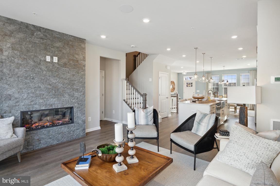 26220 Queens Grove Ter