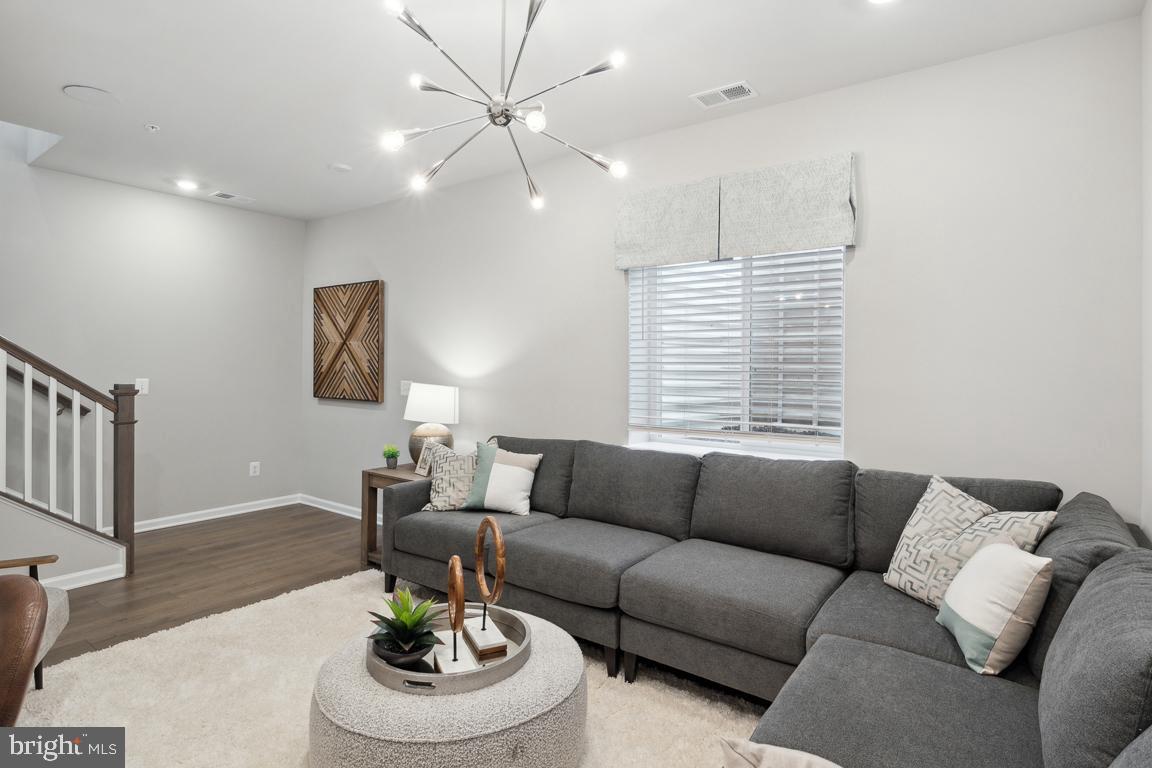 26220 Queens Grove Ter