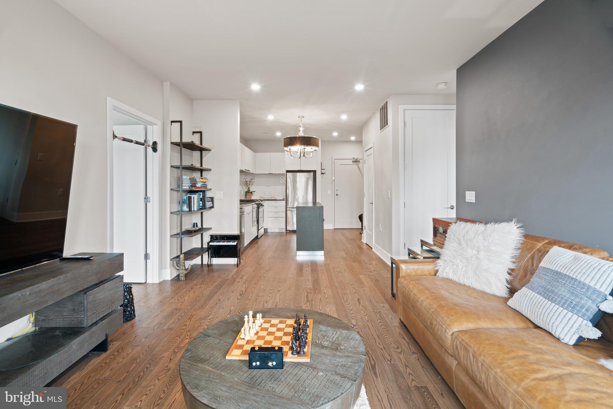 502 Diamondback Dr #210