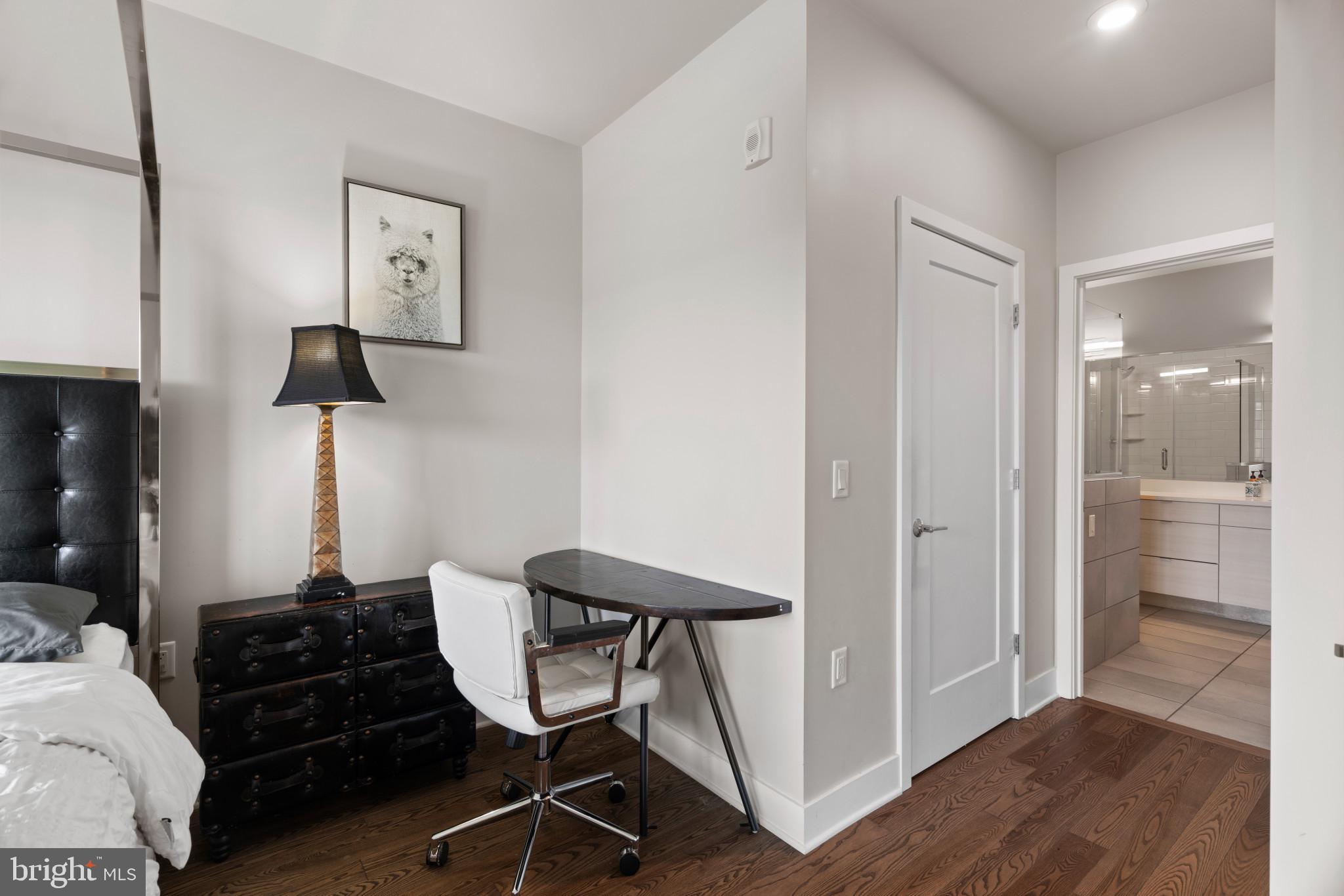 502 Diamondback Dr #210