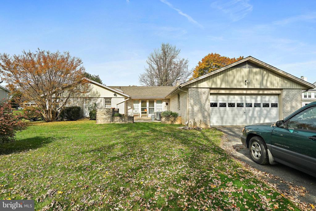 9208 Gue Rd