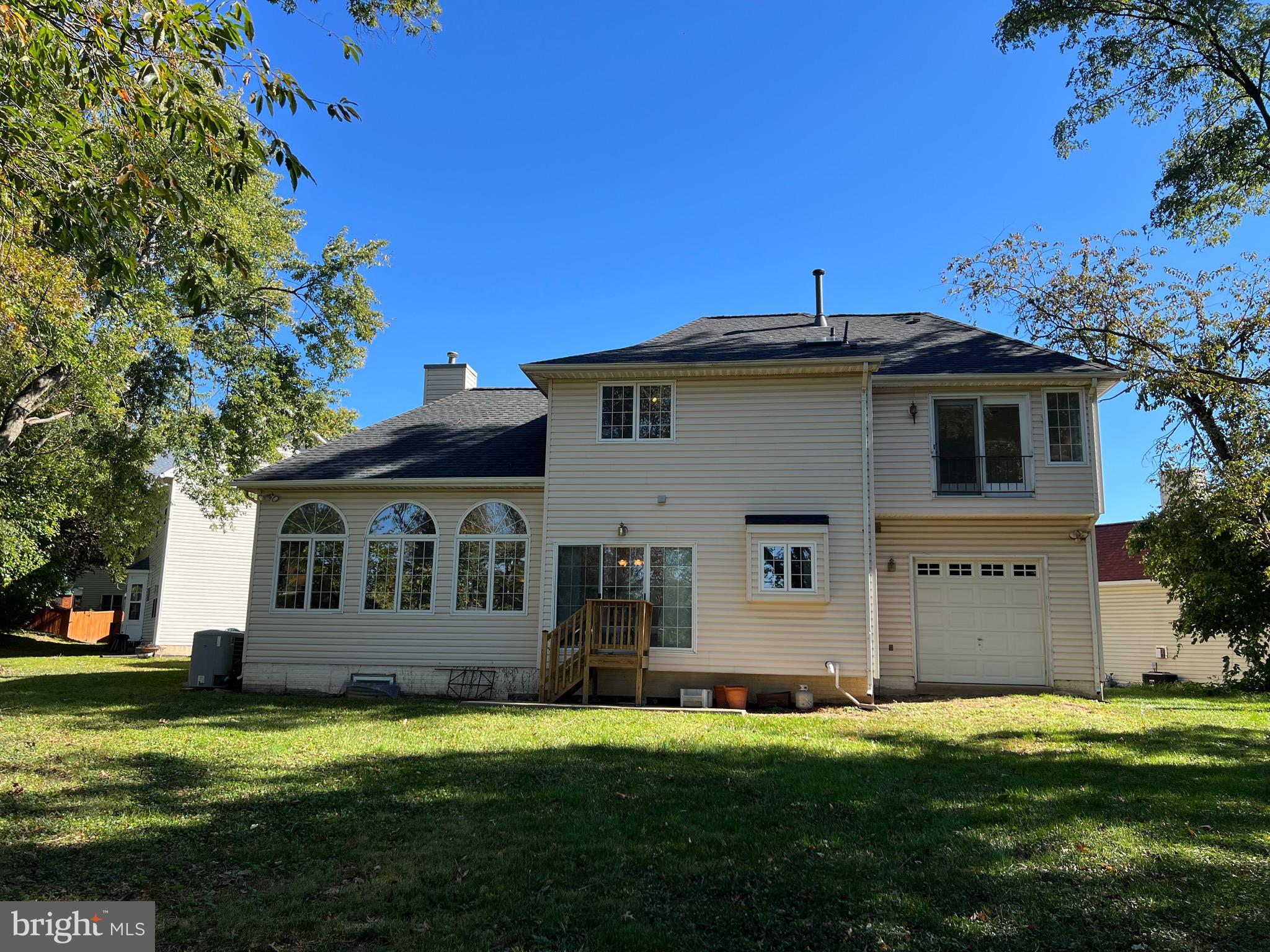8 Oceania Ave