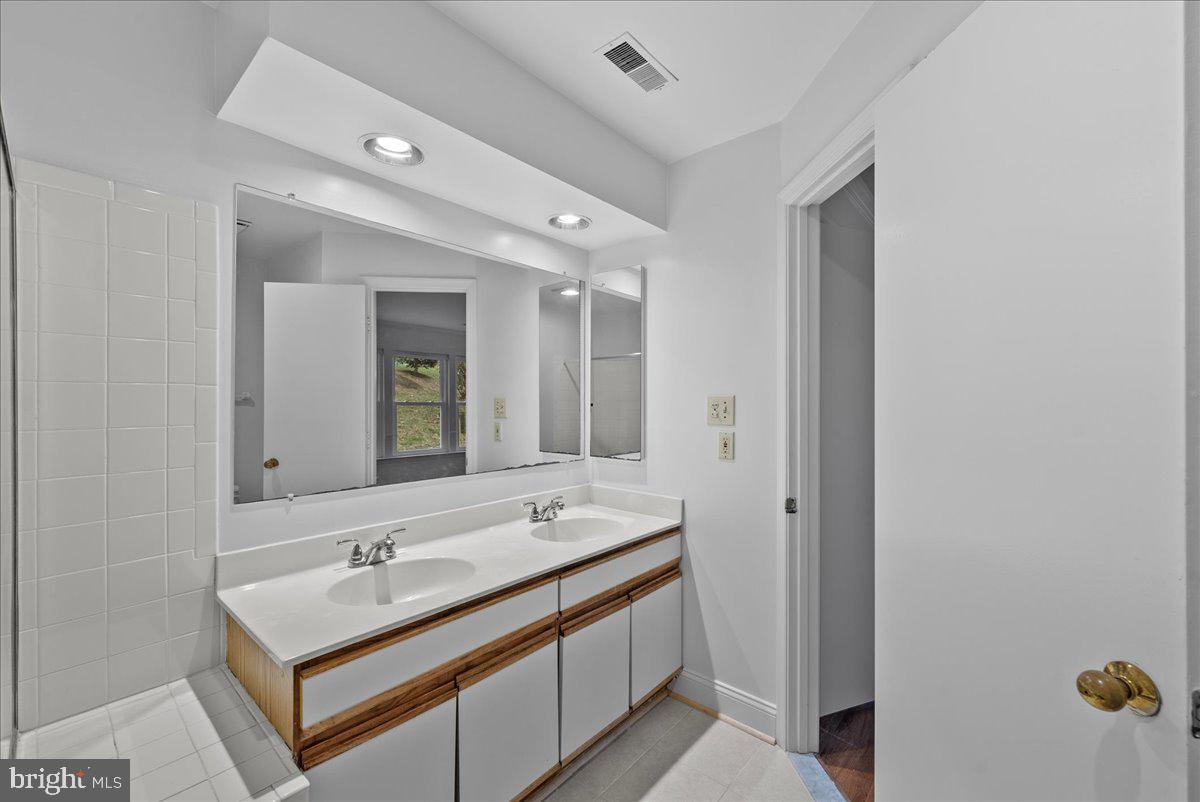 13601 Sir Thomas Way #2-C-24