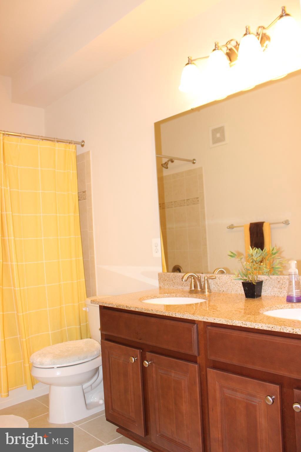 239 COMMUNITY CENTER AVE #239