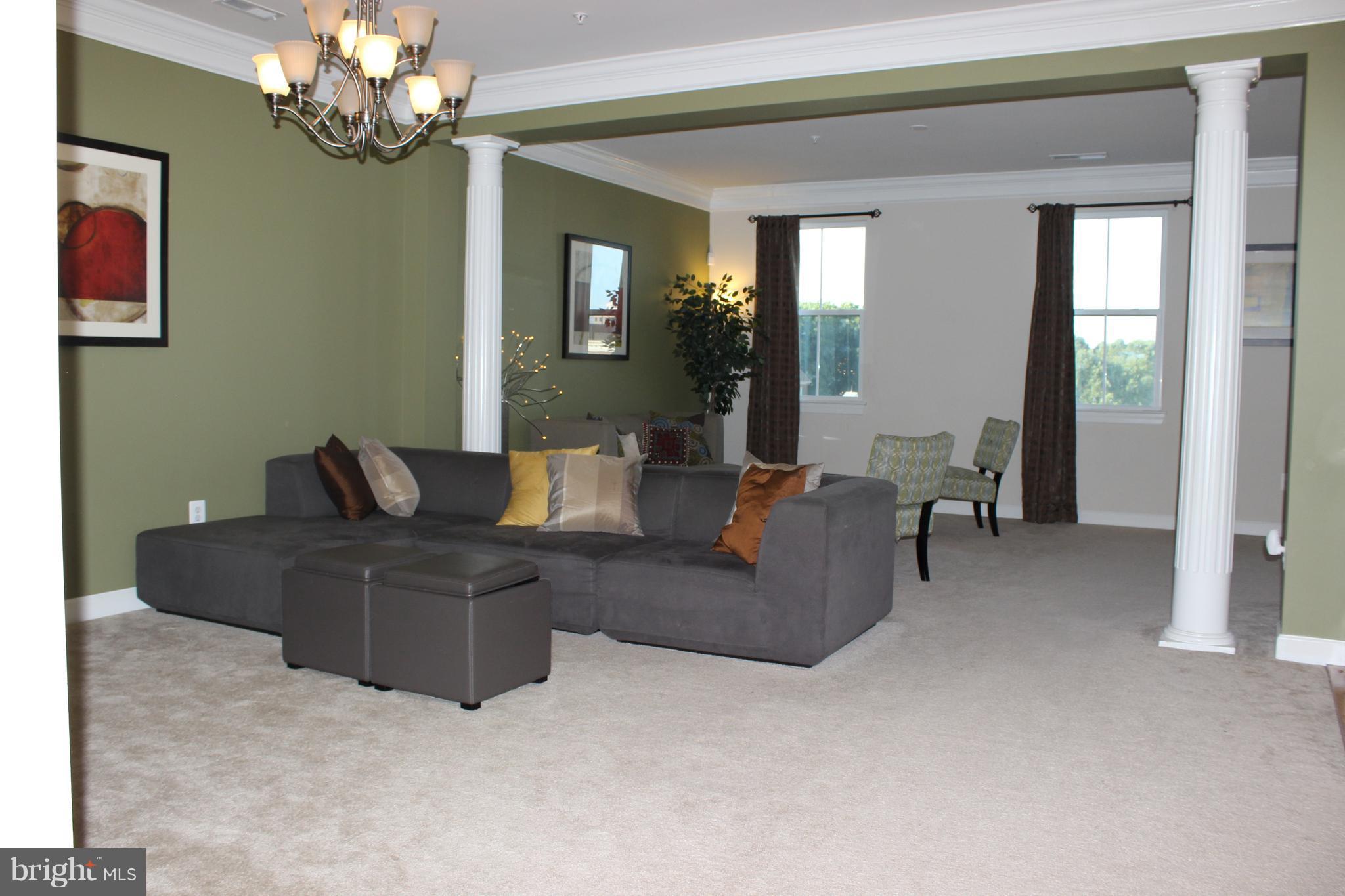 239 COMMUNITY CENTER AVE #239