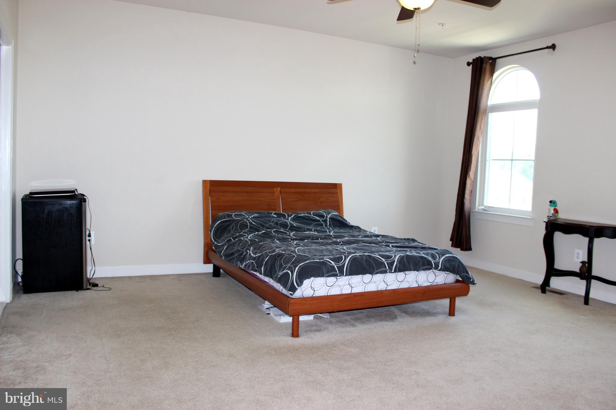 239 COMMUNITY CENTER AVE #239