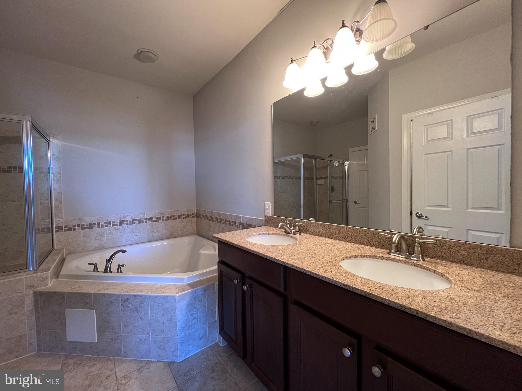 239 COMMUNITY CENTER AVE #239