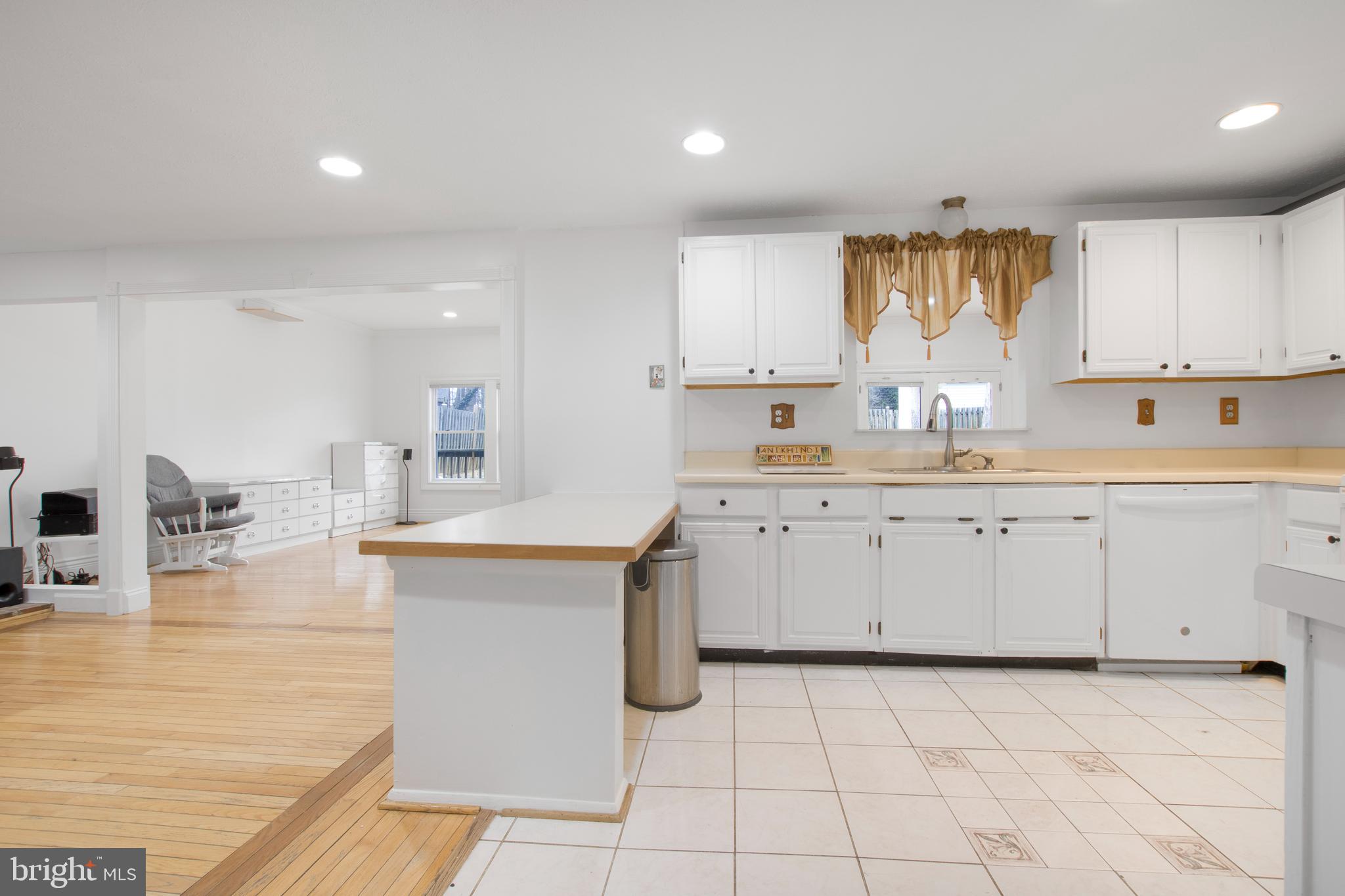 18305 SWAN STREAM DR