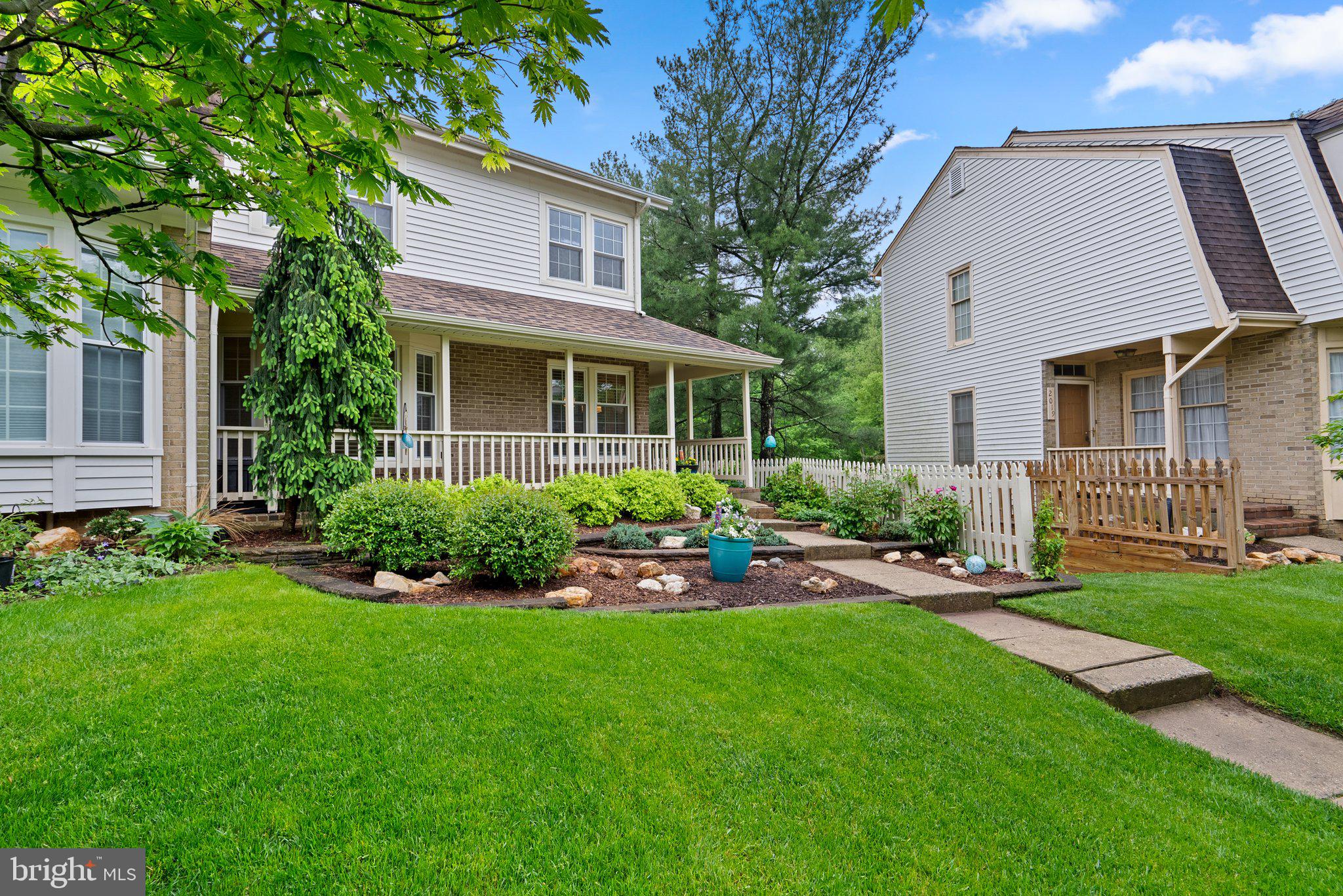2015 Hickory Hill Ln