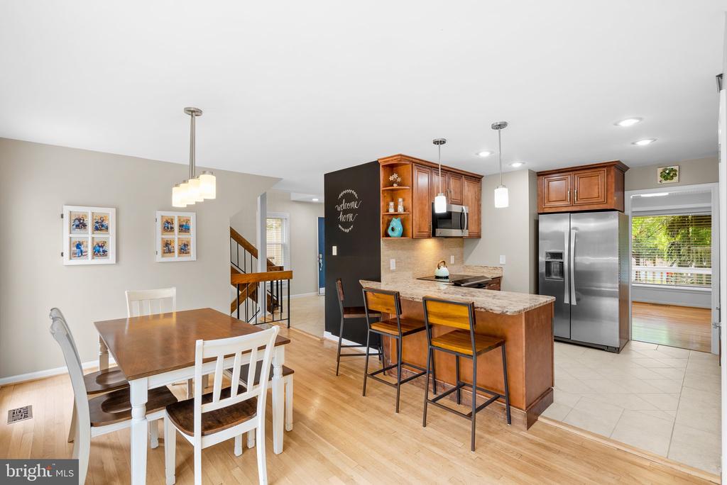 2015 Hickory Hill Ln