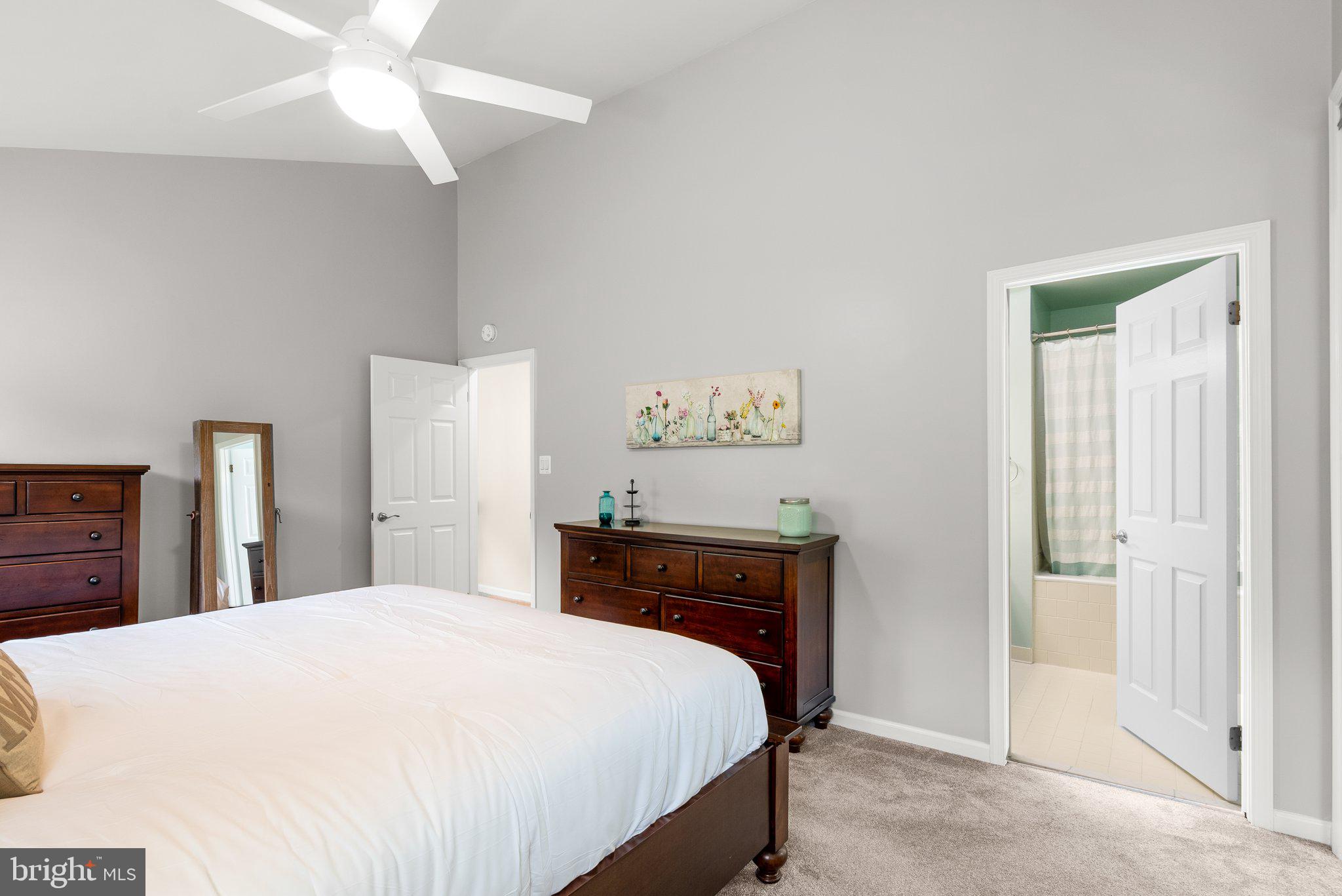2015 Hickory Hill Ln