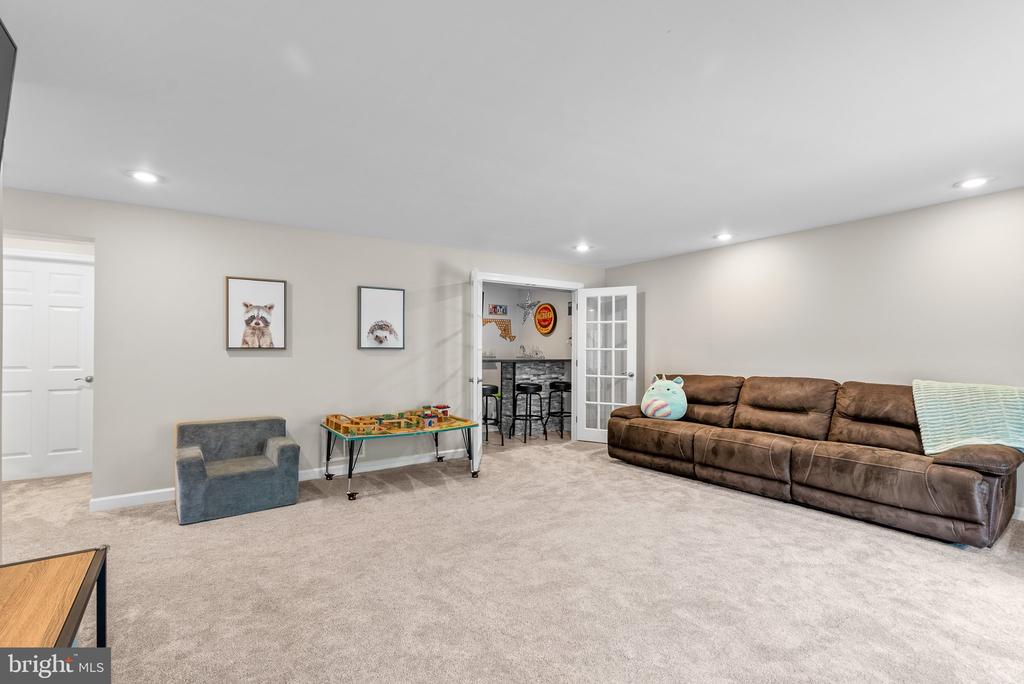 2015 Hickory Hill Ln