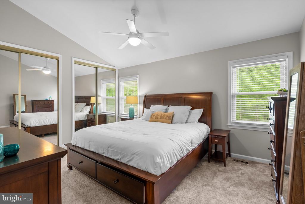 2015 Hickory Hill Ln