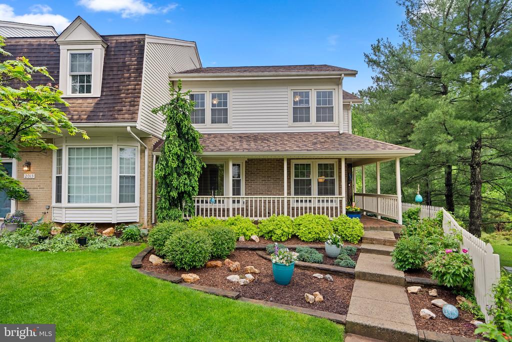 2015 Hickory Hill Ln