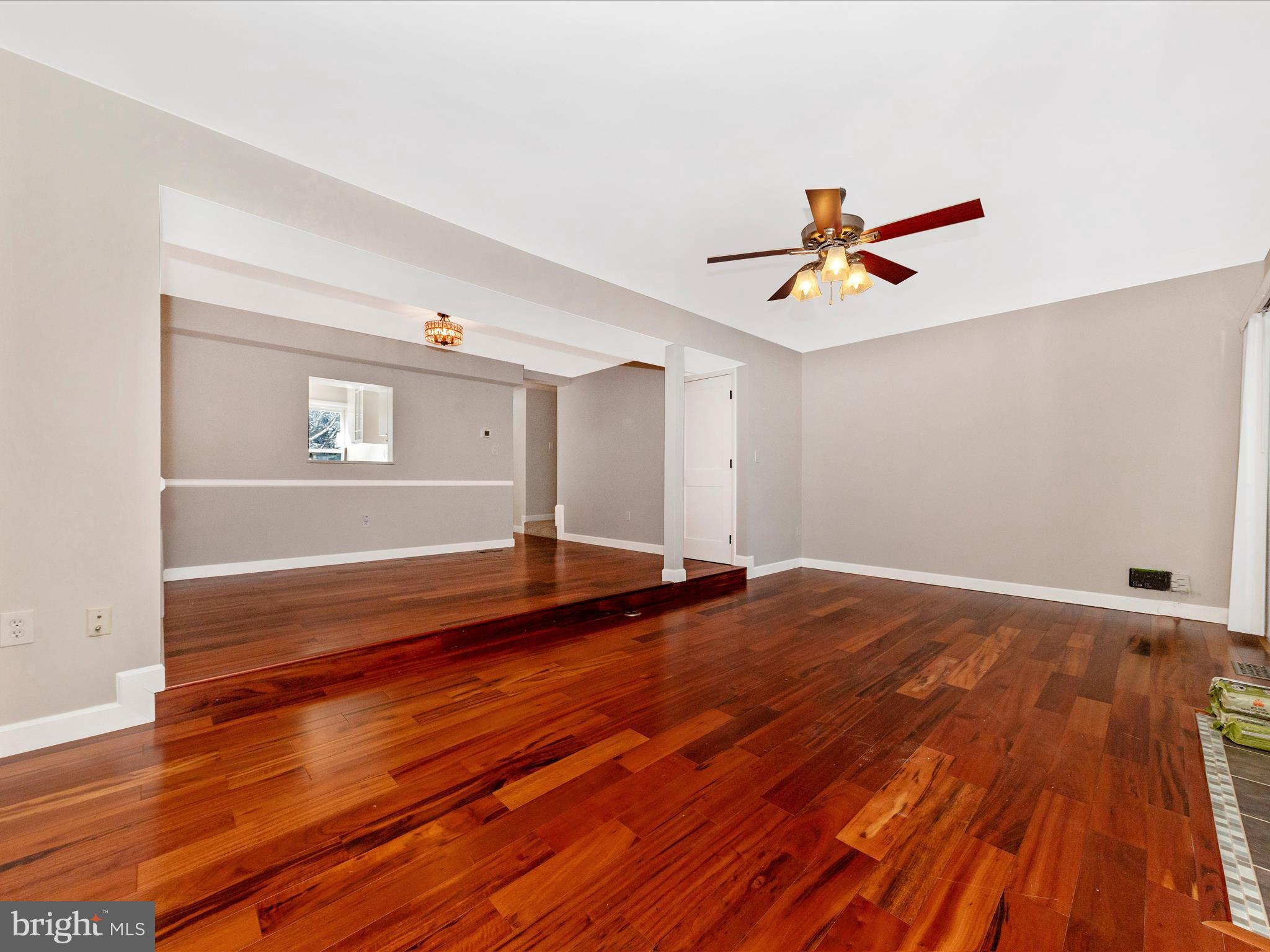 25 Wheatfield Ct