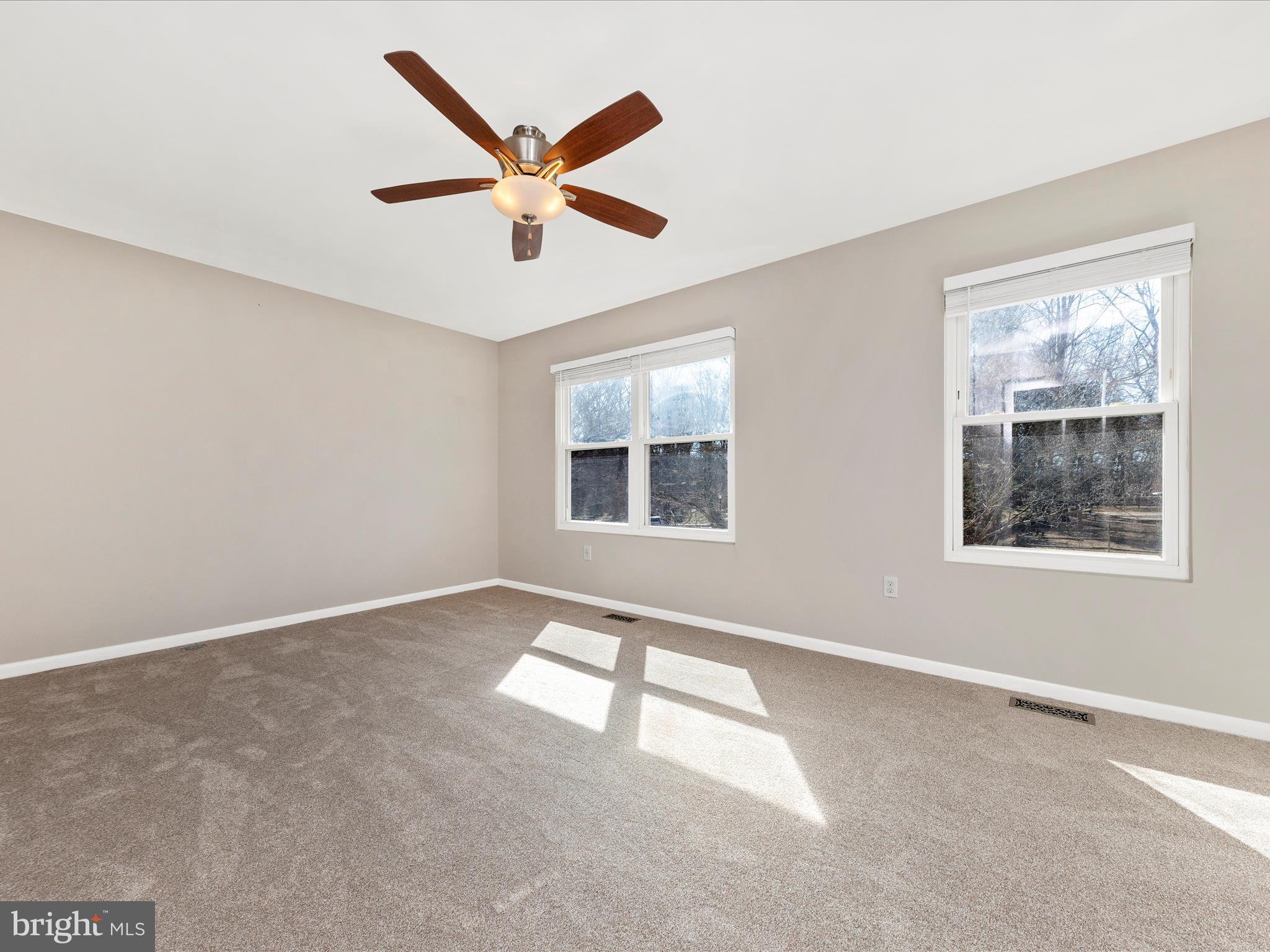 25 Wheatfield Ct