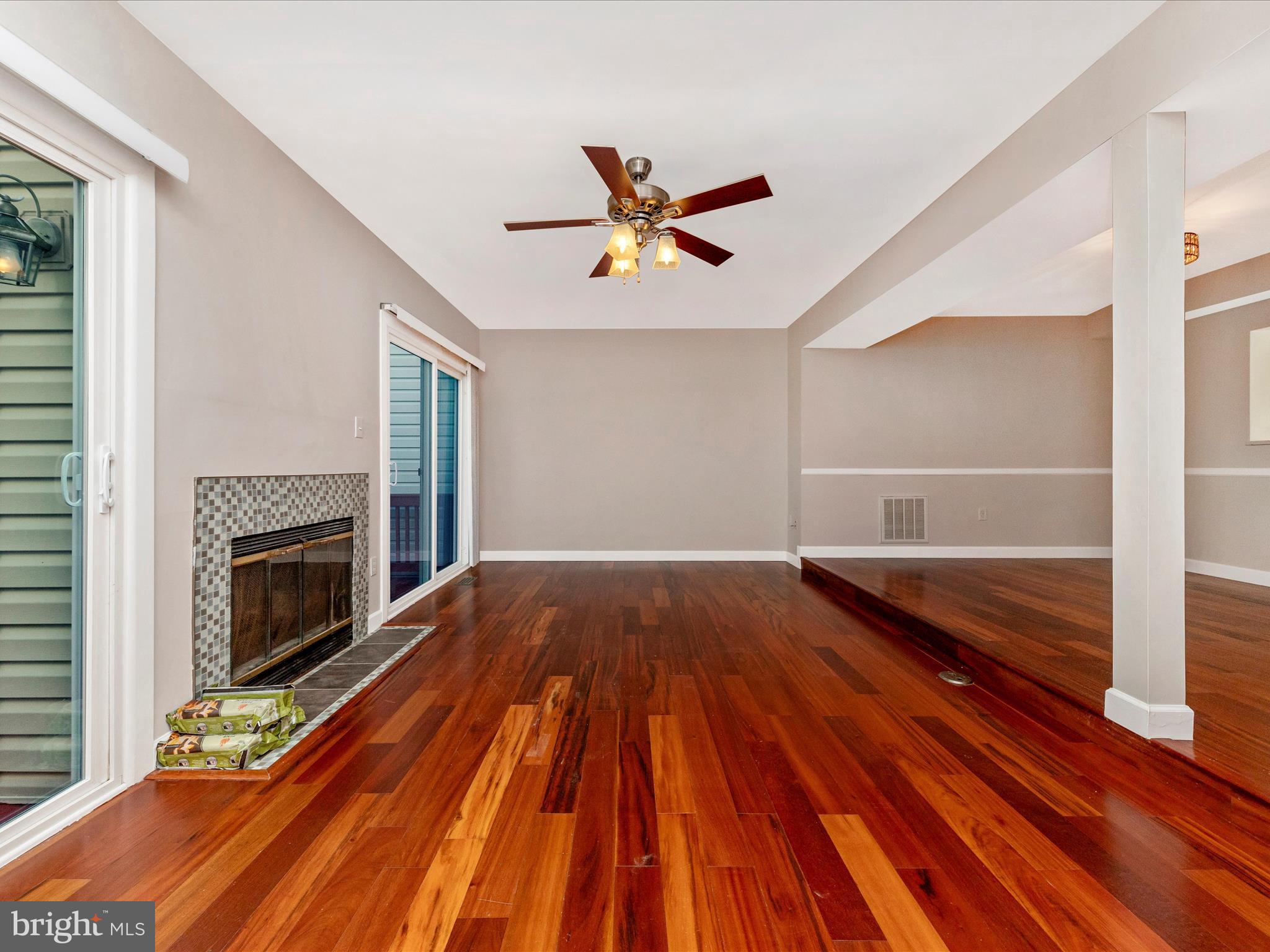 25 Wheatfield Ct
