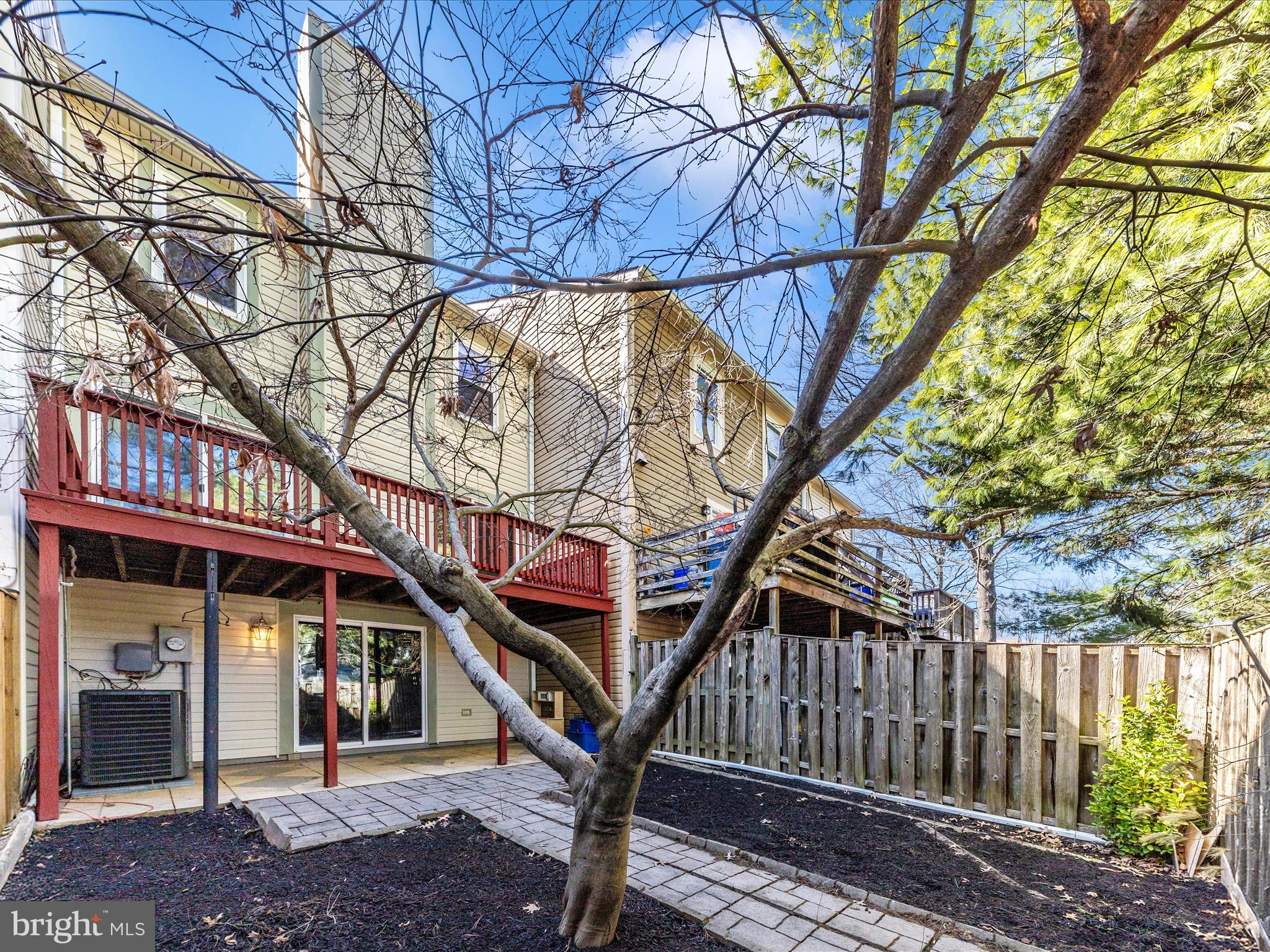25 Wheatfield Ct