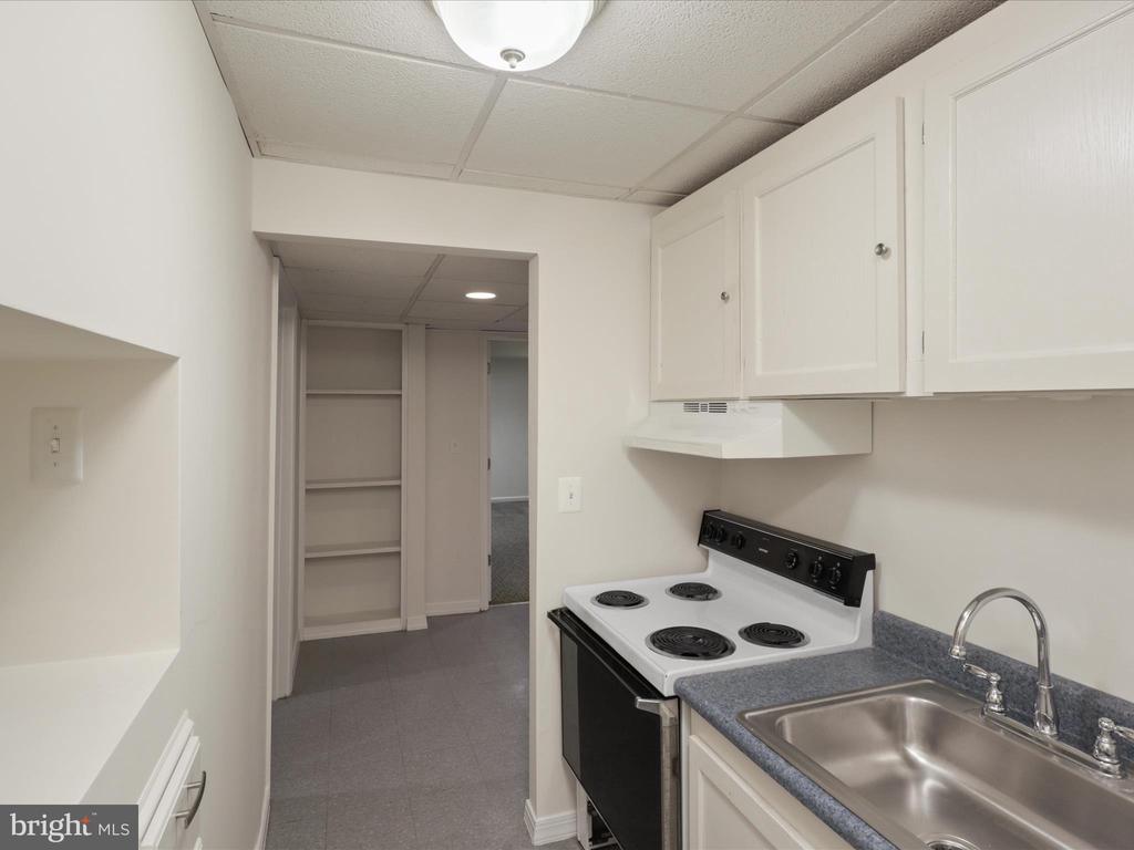 7436 Ottenbrook Ter