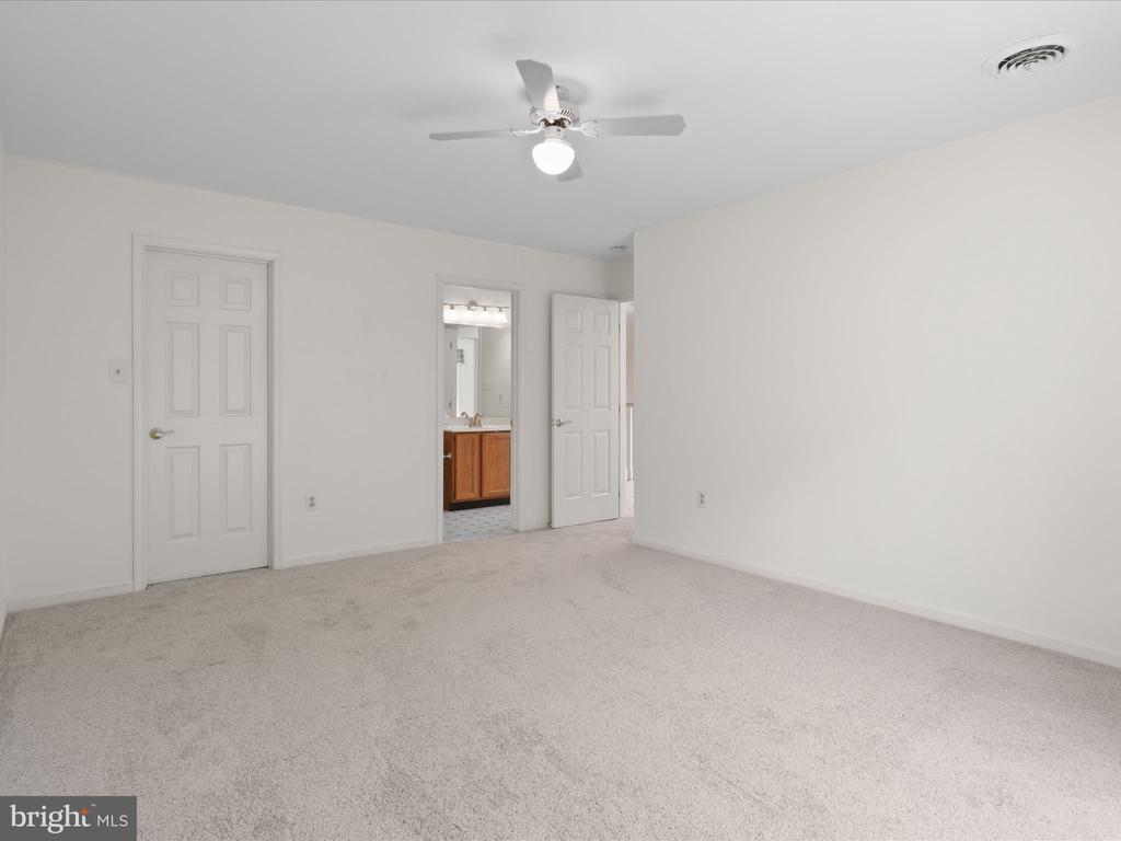 7436 Ottenbrook Ter