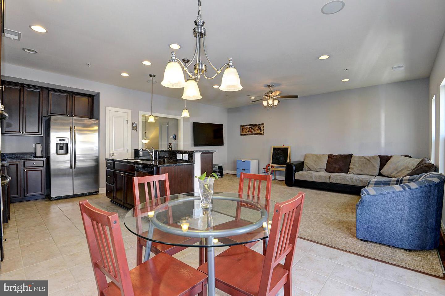 346 URBAN AVE