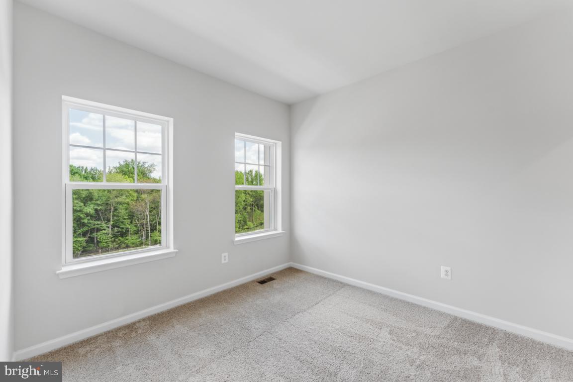 10158 Kings Grove Way