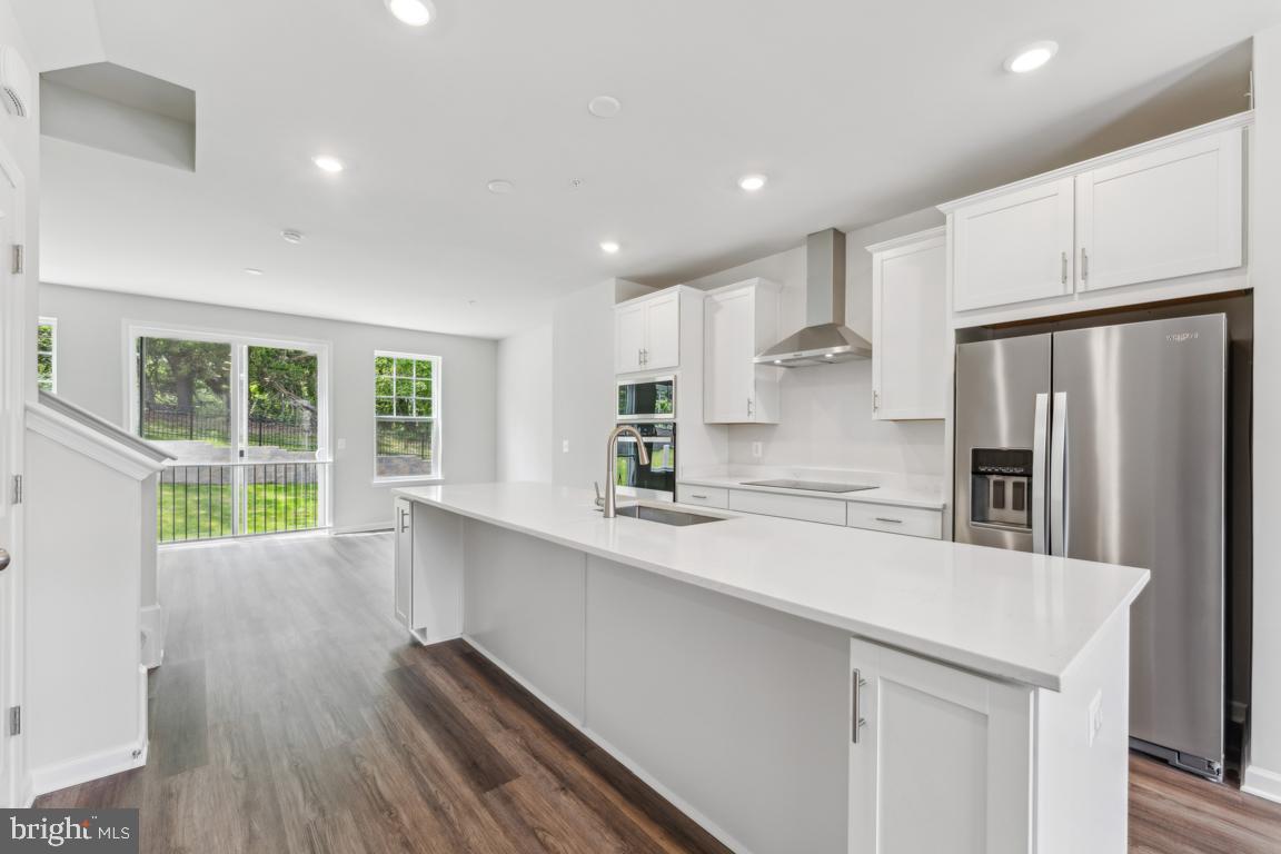 10158 Kings Grove Way