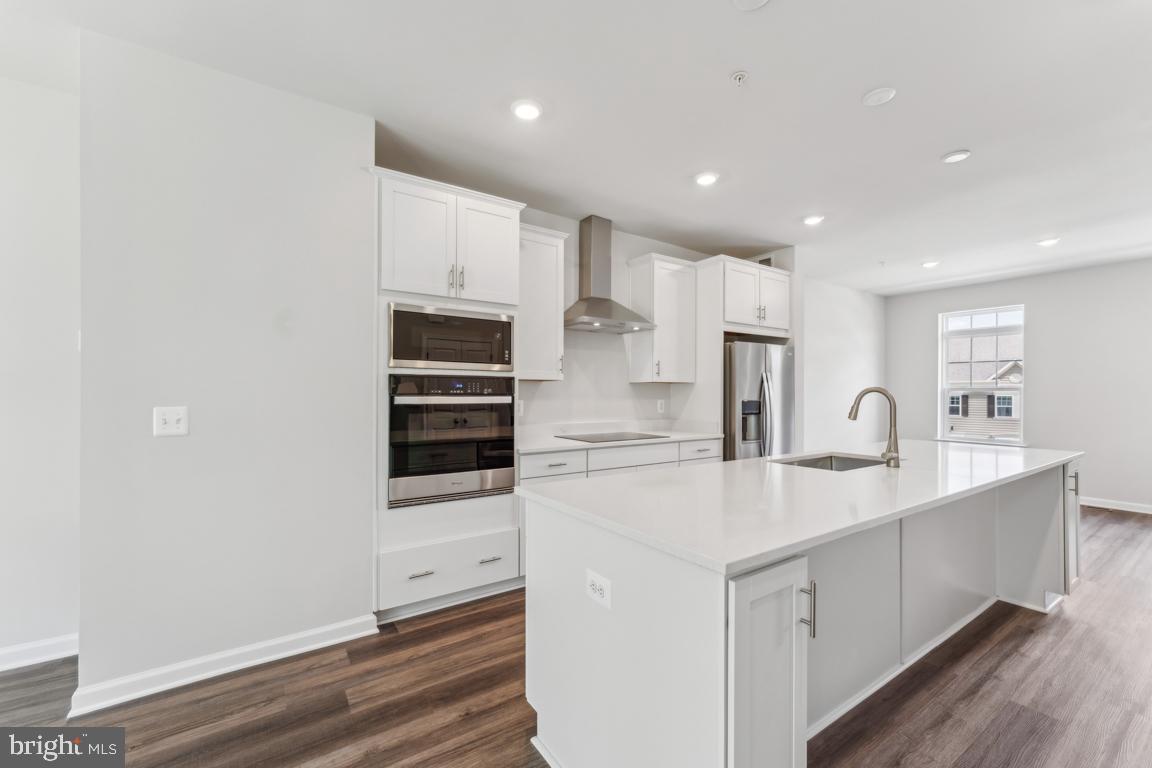 10158 Kings Grove Way