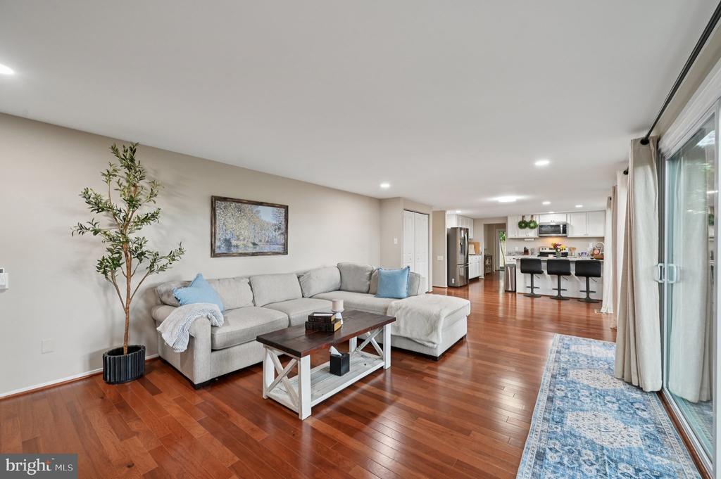 19120 Roman Way