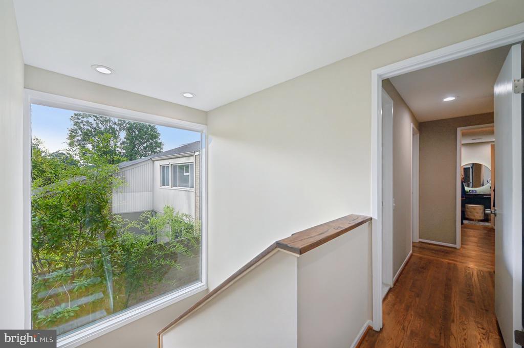 19120 Roman Way