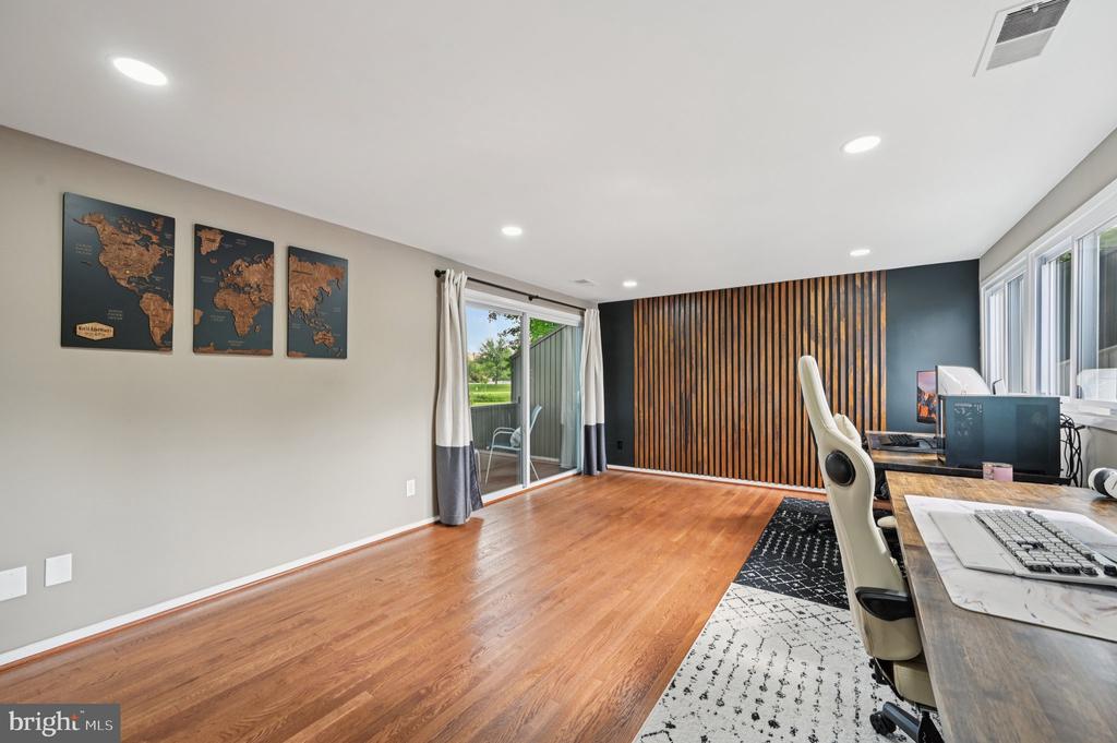 19120 Roman Way