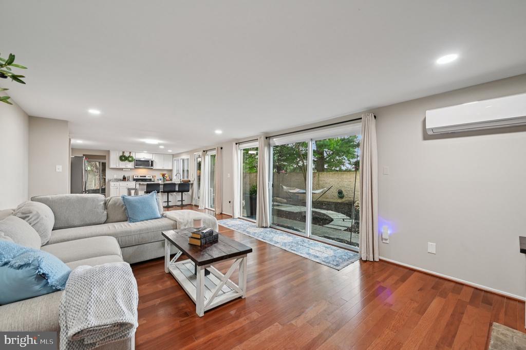19120 Roman Way