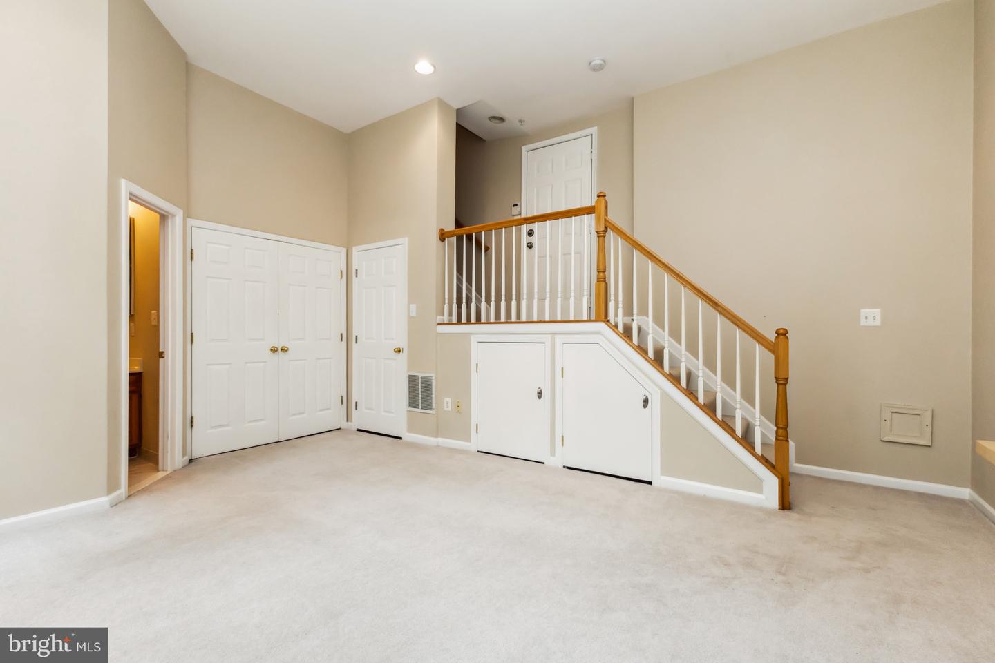 49 Inkberry Cir